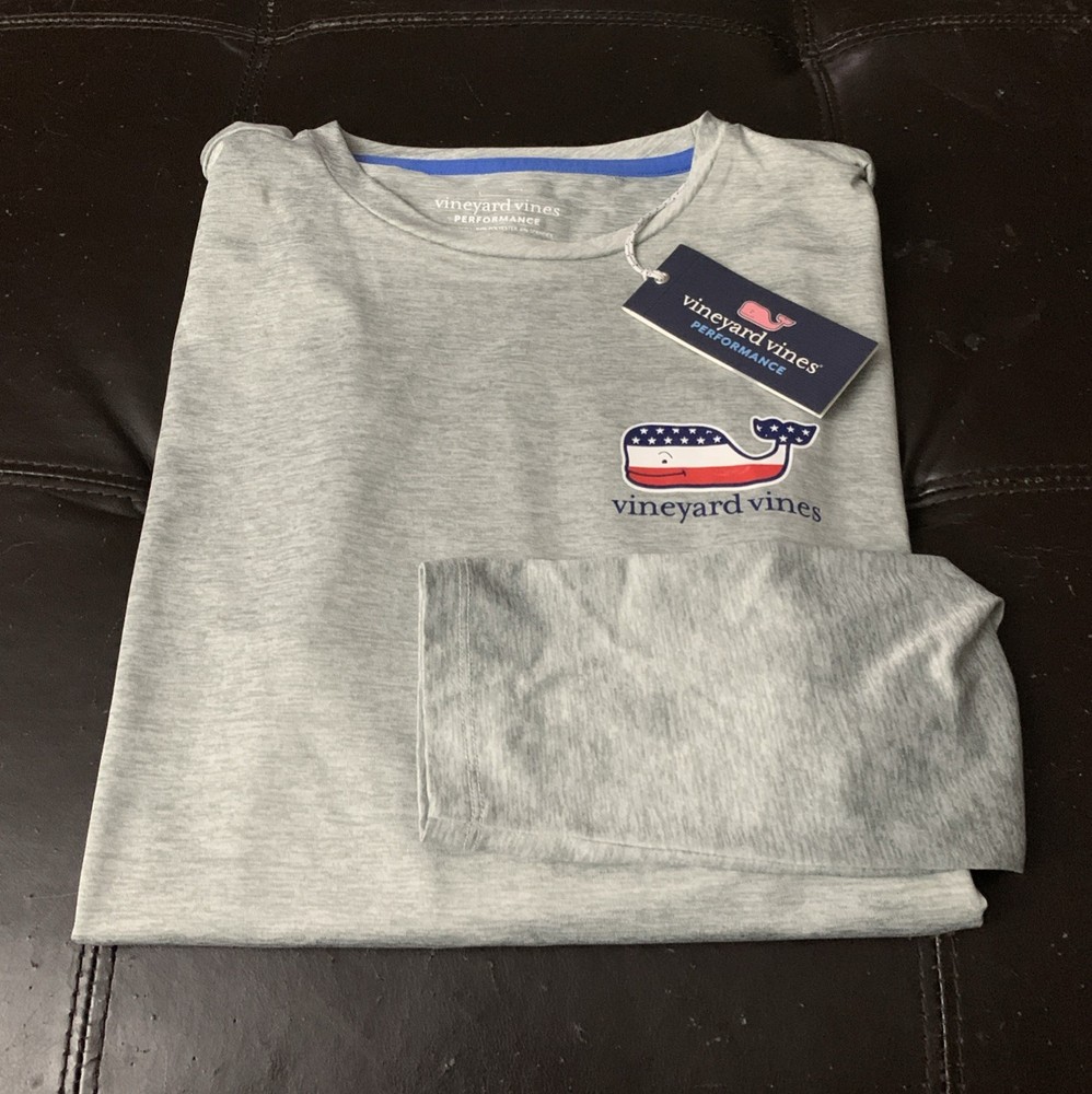 NWT Vineyard Vines Blank Harbor LS T-shirt Mens Size Medium Gray Americana G12