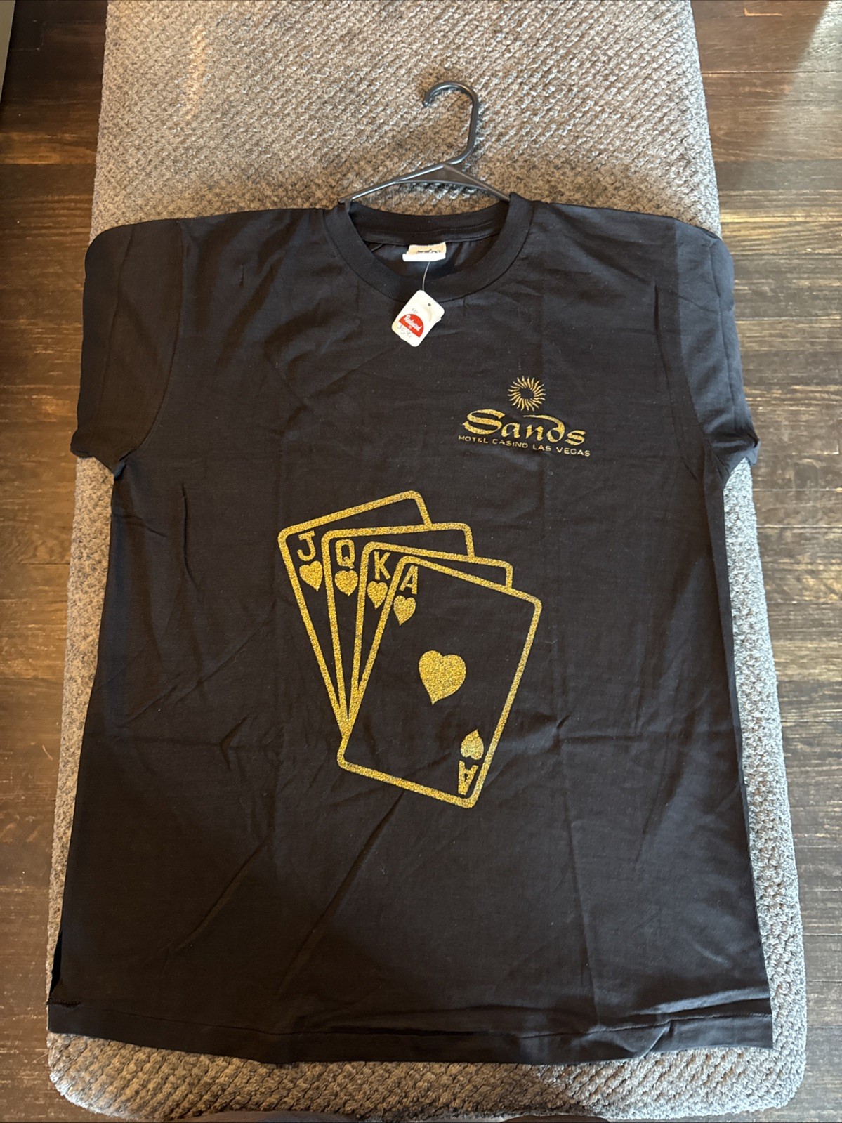 Vintage NOS T’s USA Sands Casino Las Vegas Glitter Poker T-Shirt Men L Distress