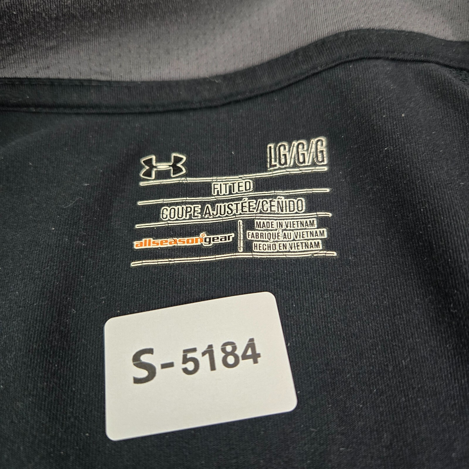 Under Armour Men Shirt Large Black Logo All Season Gear 1/4 Zip Fitted gallery