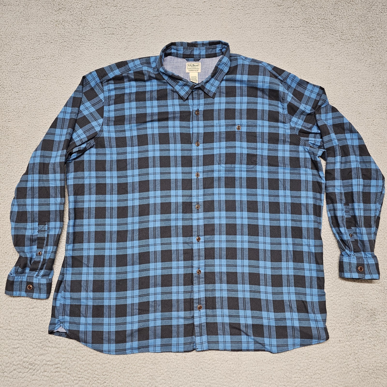 LL Bean Flannel Shirt Men's 3XLT Blue Plaid Button Up Shirt #513682 Untucked Fit gallery