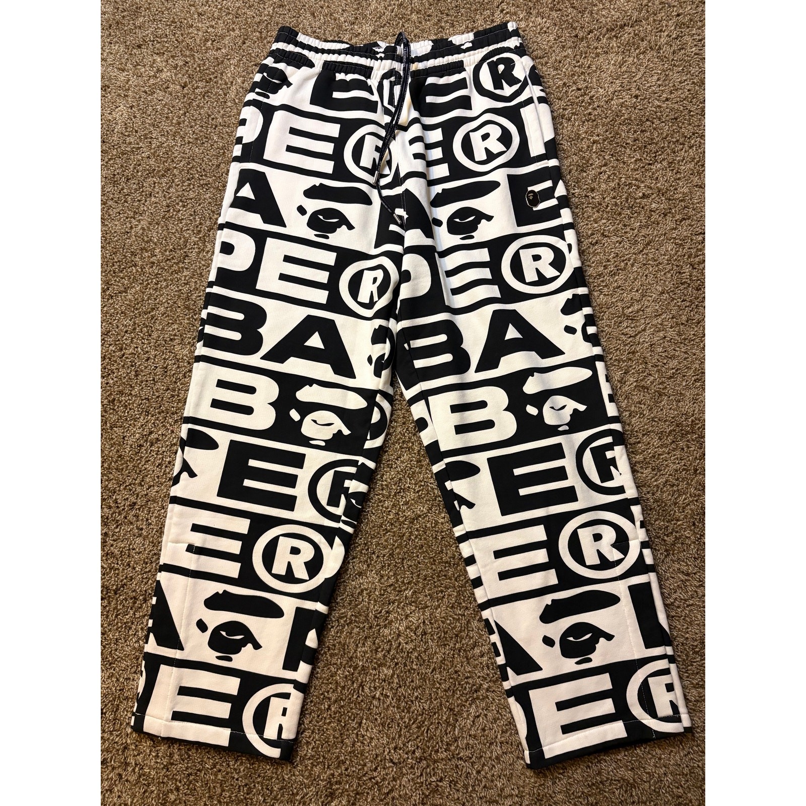 NWT Bape Lux Sport Pattern 'Ivory" Sweatpants Pants Mens Size Large Black White gallery