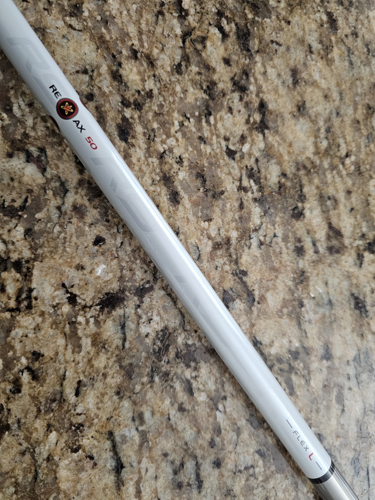43-3/4″ TaylorMade R9 REAX 50 gram Ladies-Flex Graphite Driver Shaft with Tip
