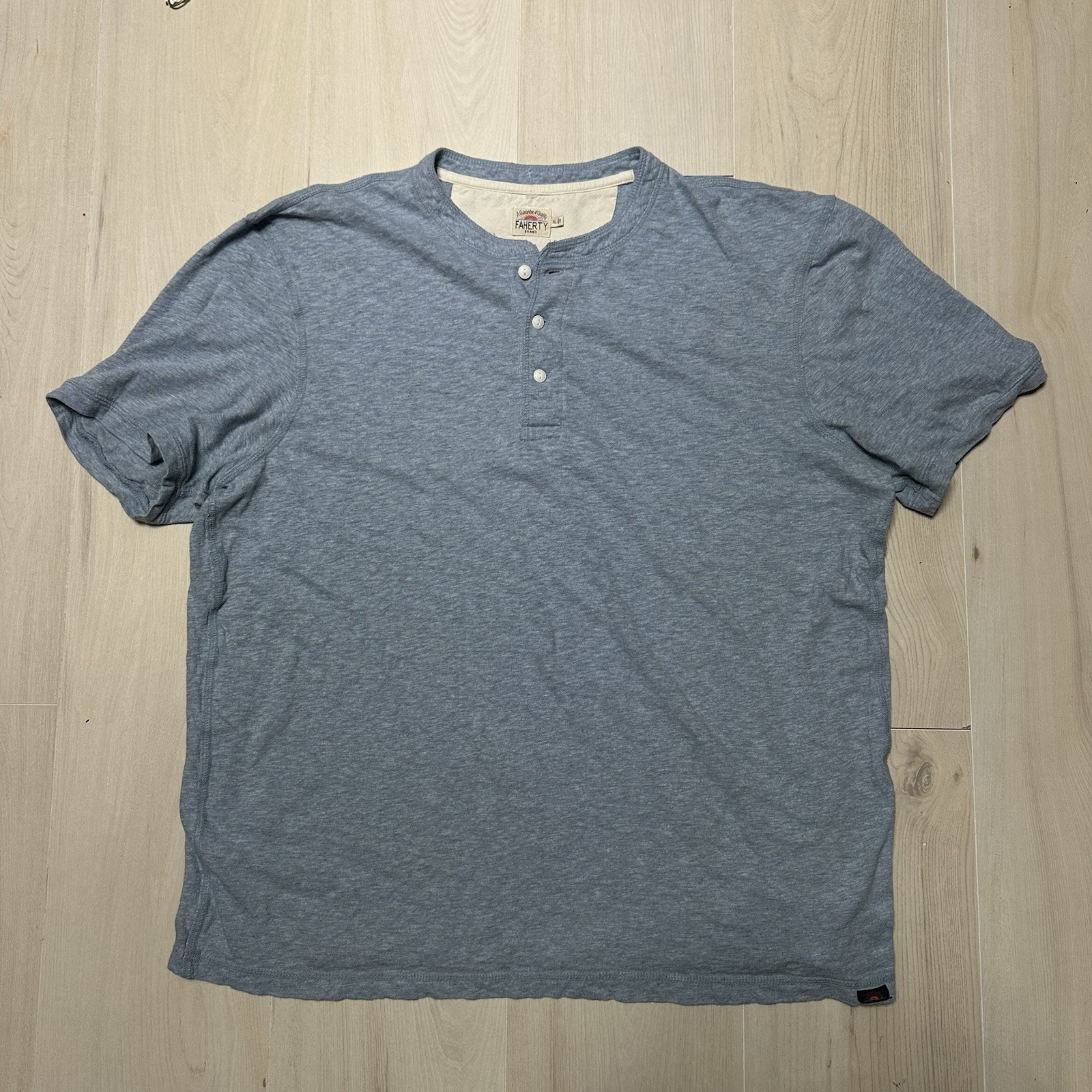 Faherty Brand Linen Organic Cotton T-Shirt Mens XL Light Blue Henley Heather Tee