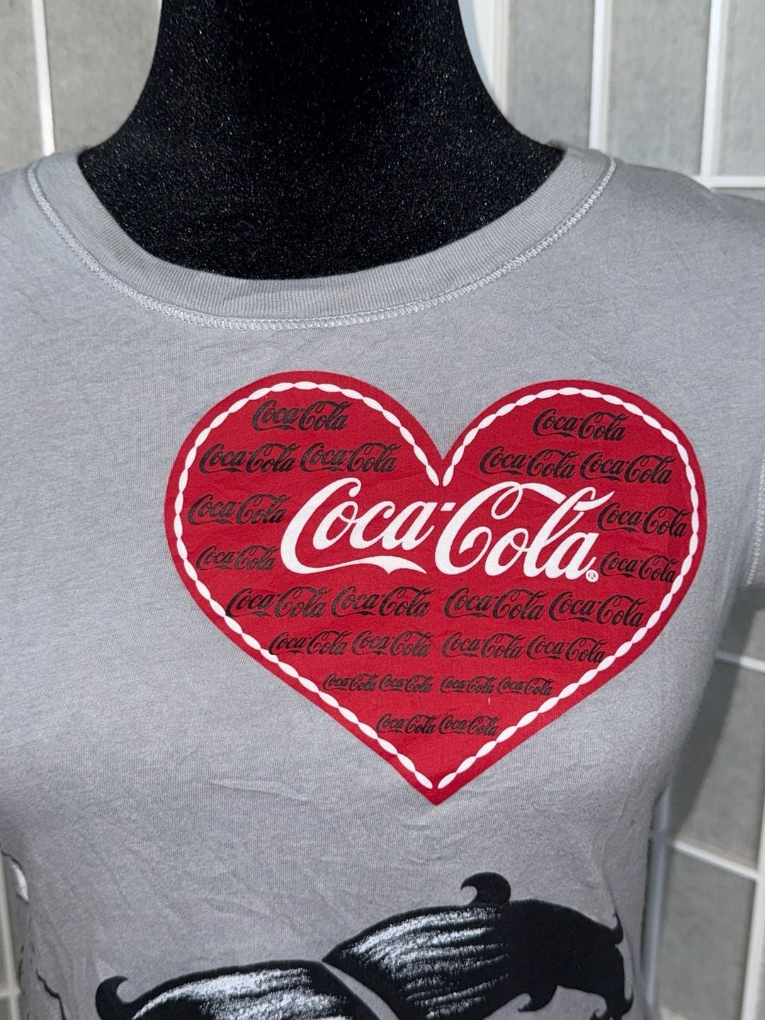Vintage 1990's Betty Boop Coca Cola Red & Gray T-Shirt Size Large gallery