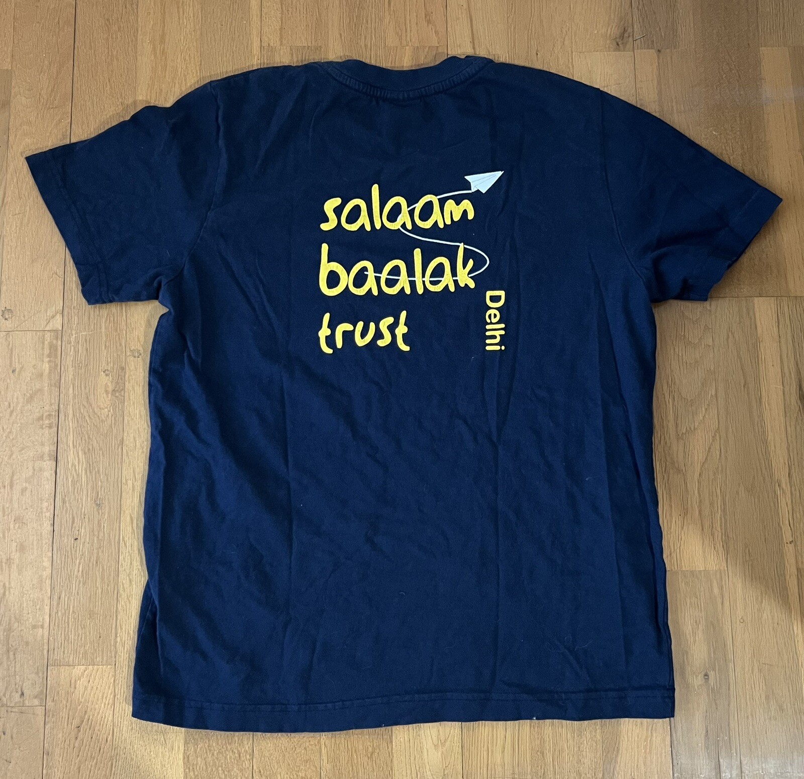 CQUniversity Australia Shirt M - 12 yrs of Salaam City Walk Dehli India🚶 gallery