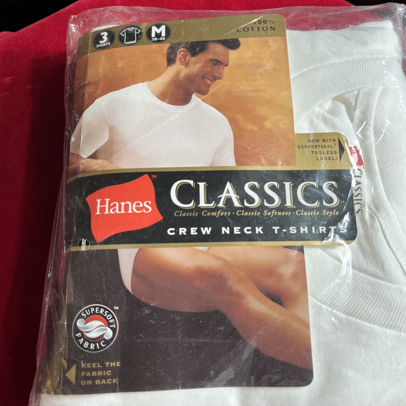 VTG Hanes Men White Crew Neck T-Shirts Tagless Comfortsoft 3-Pack Medium NEW NOS gallery
