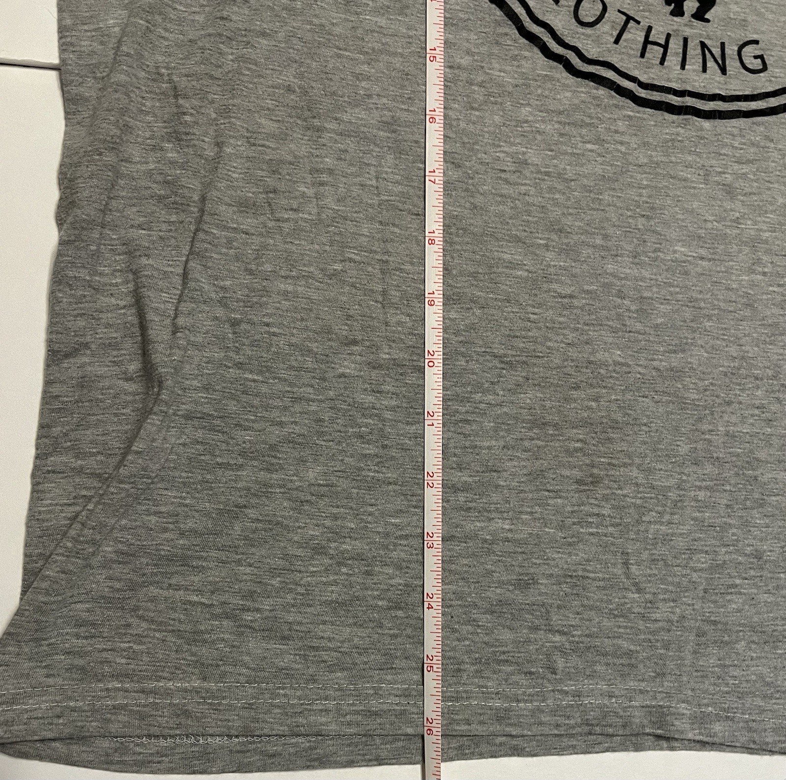Arm The Animals Clothing Co. Gray Graphic Tshirt Large Short Sleeve Crew Neck gallery