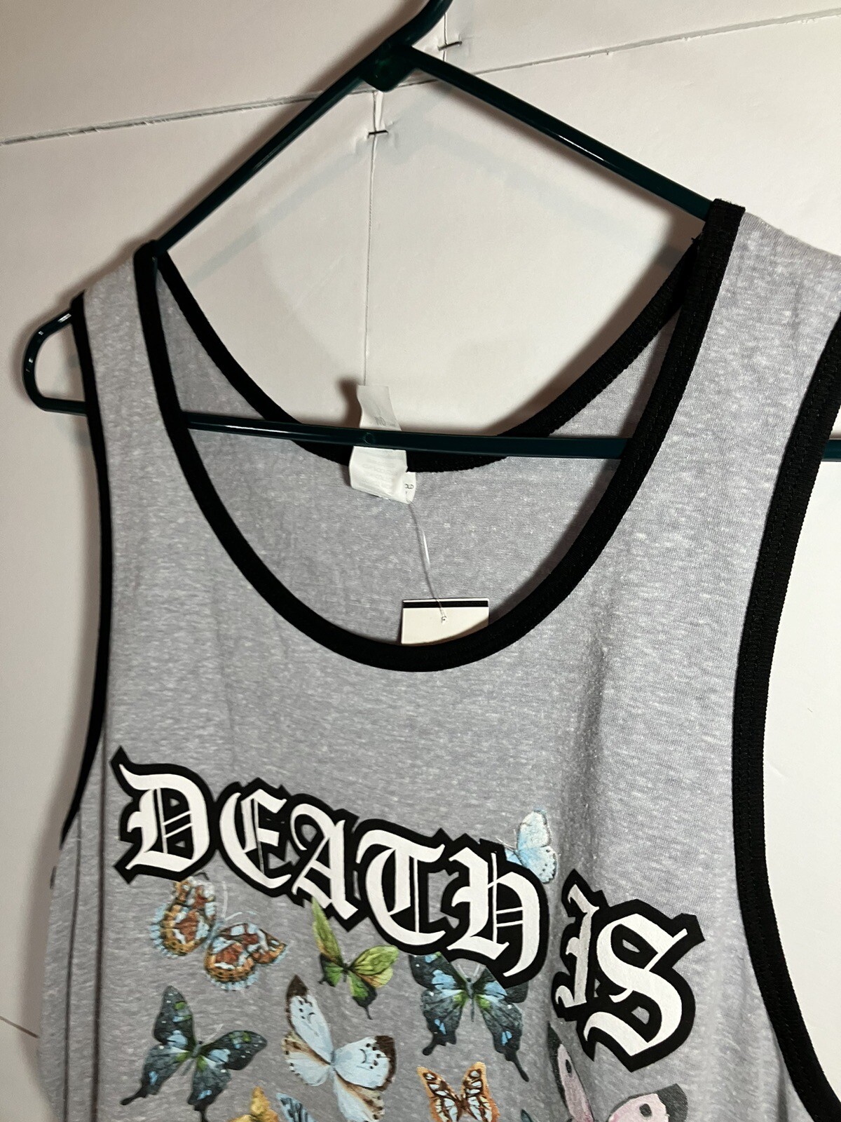 Unbranded Mens Medium Sleeveless Graphic Print Textured Fabric gallery