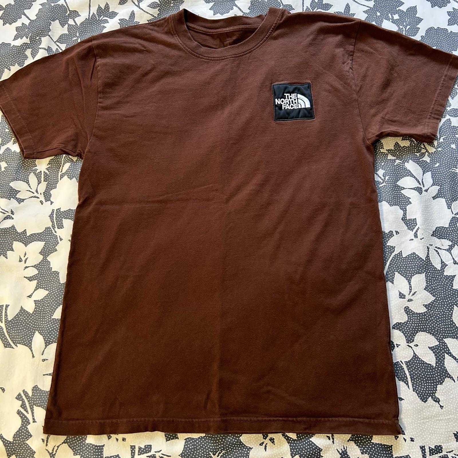 The North Face Men's Heavyweight Box Logo T-Shirt Brown Size M NF0A7ZE6 - EXCEL. gallery