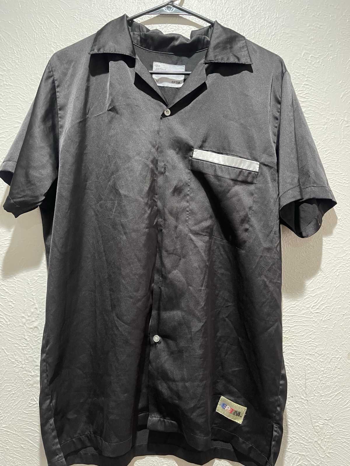 Men’s EPT M Black Satin Button Front Top Graphic Streetwear Medium Logo Skull gallery