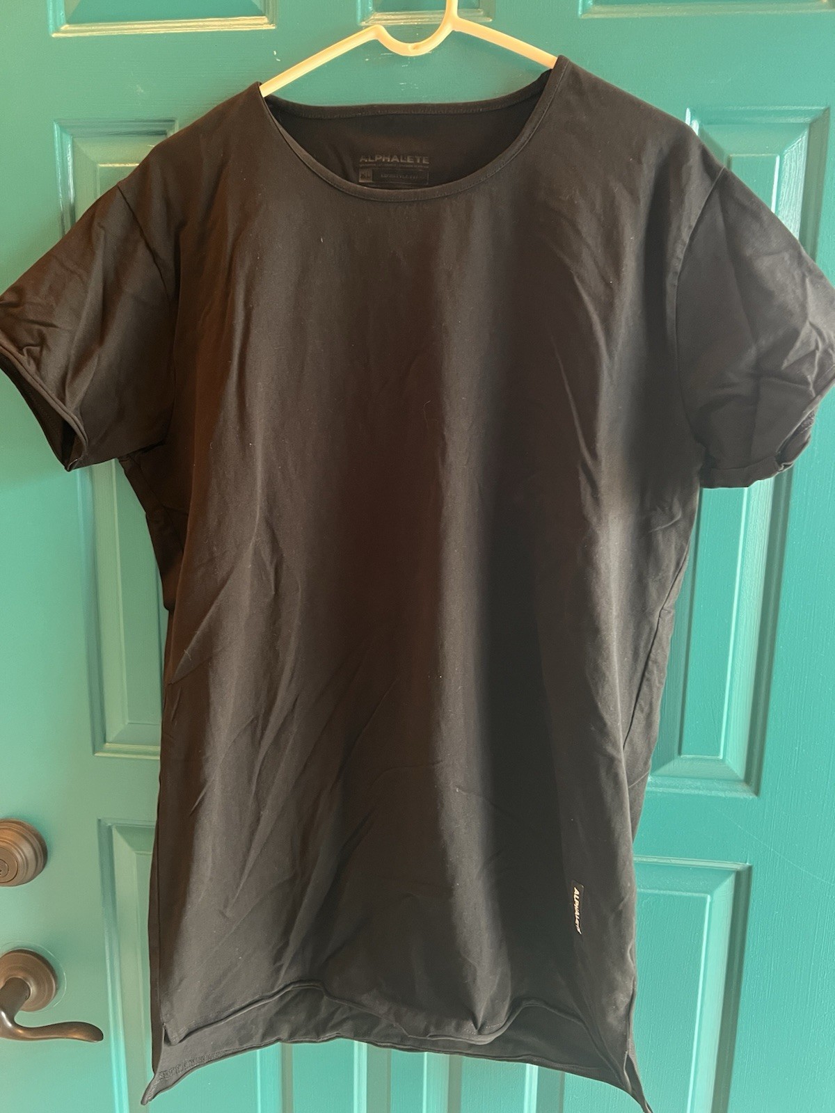Men's XL Alphalete Lifestyle Fit TShirt Black Short Sleeved Scoop Neck gallery