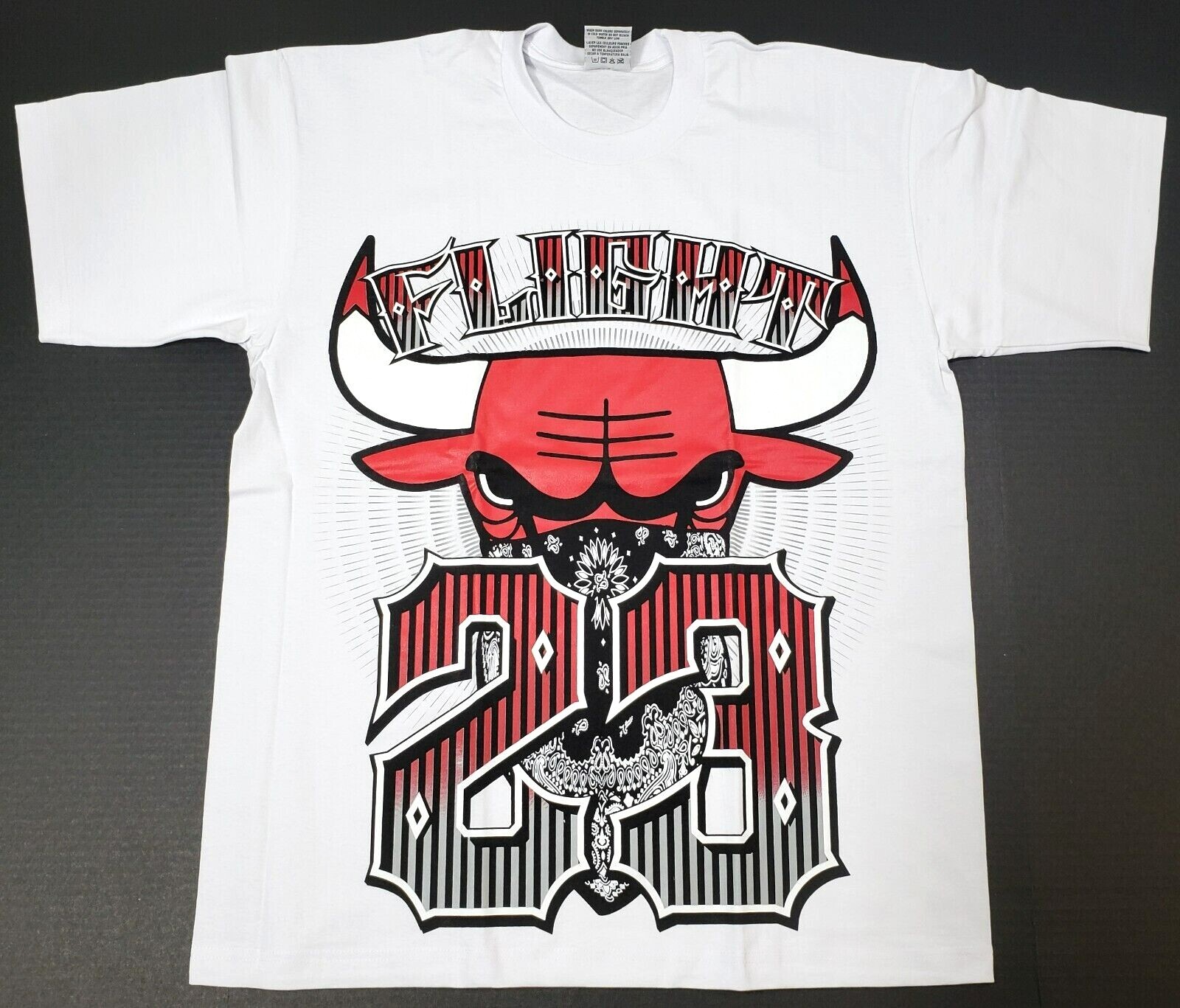 Chicago T-shirt Chi Town Windy City Bulls 23 Tee Men's White New gallery