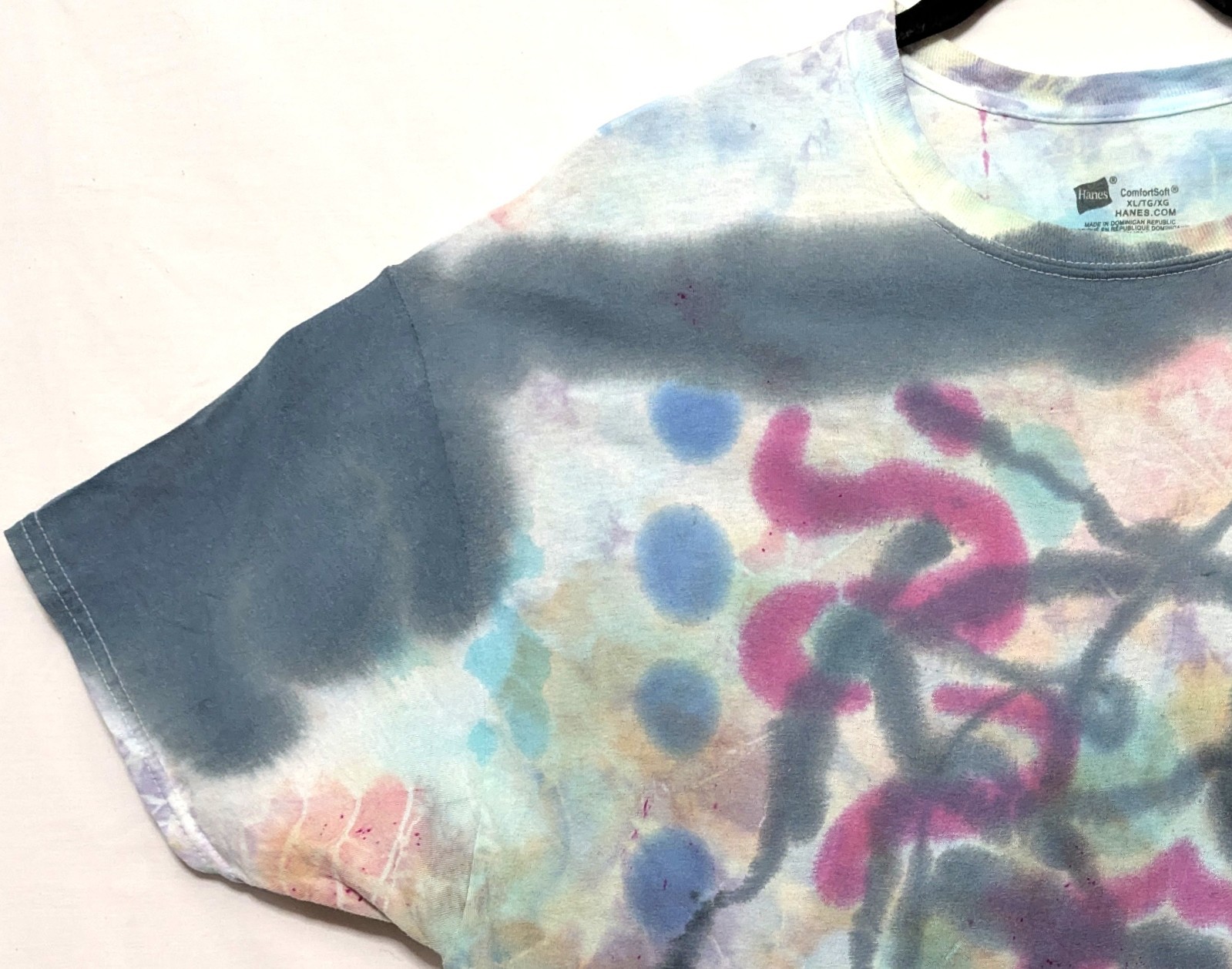 Handmade Tie Dye New York Street Art Abstract Design XL Tee Shirt 22" W X 30" L gallery