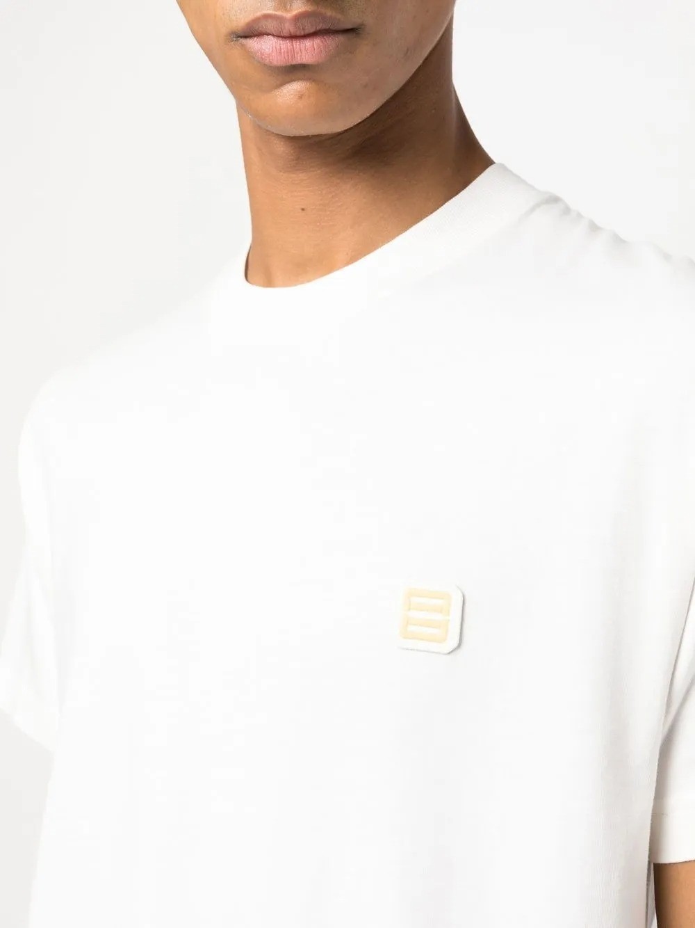 AMBUSH Patch-detail Cotton T-shirt In Cloud Dancer Cloud Dancer Size S gallery