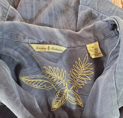 Tommy Bahama 100% Silk Copyrighted Print Leaf Hawaiian Size XL