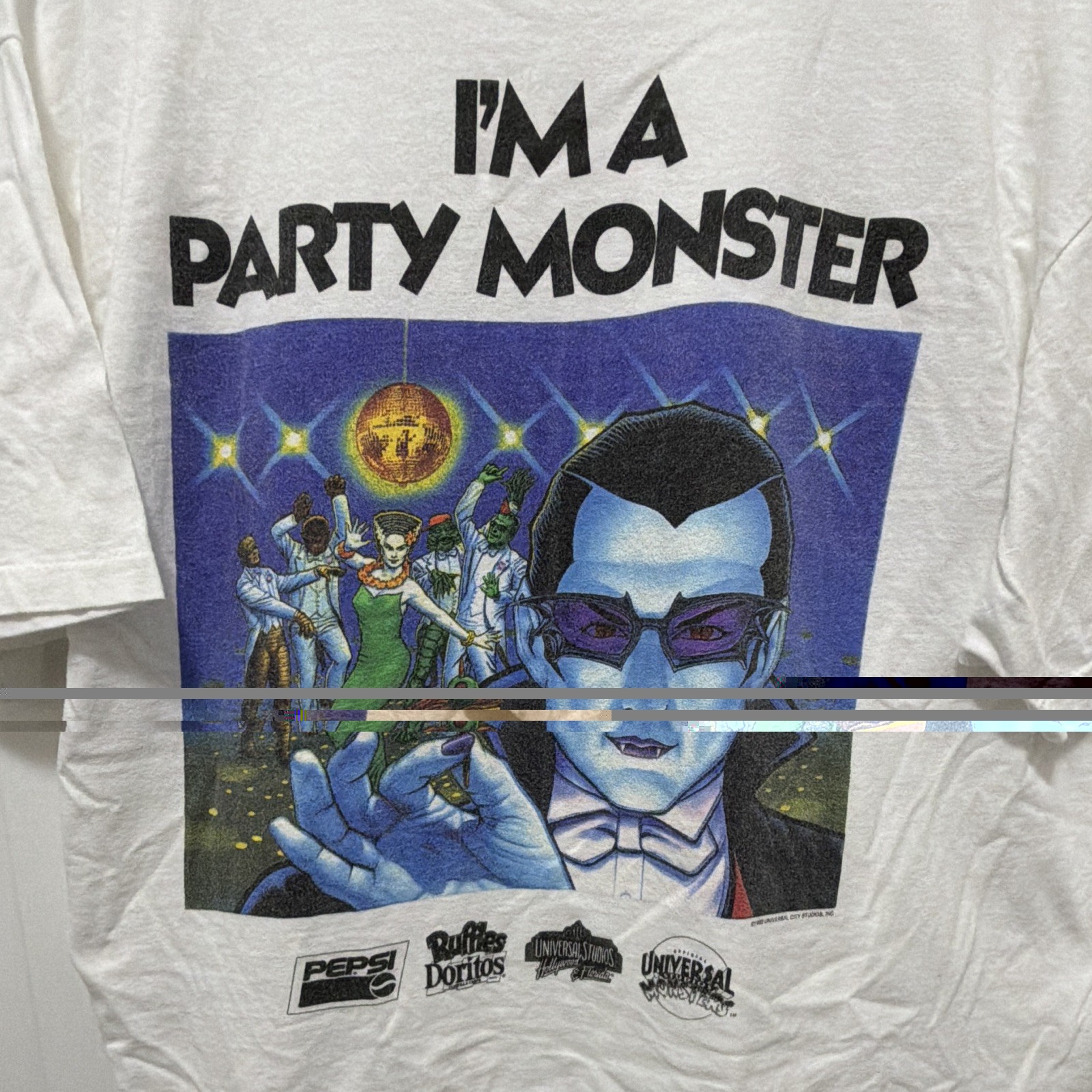 1992 Universal Studios Monsters Party Dracula Frankenstein Graphic XL 90s Tee gallery