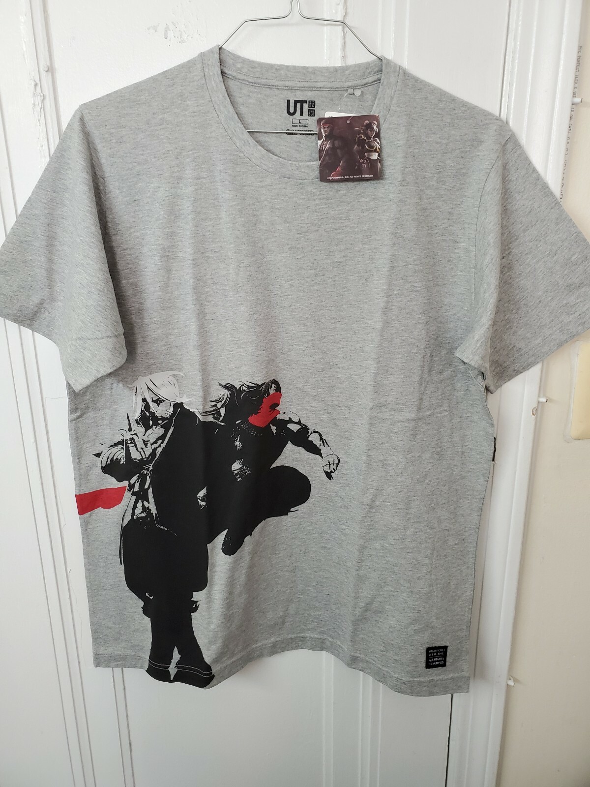 (US SELLER) Uniqlo x CAPCOM Street Fighter 2019 Tee Gray 419357 gallery