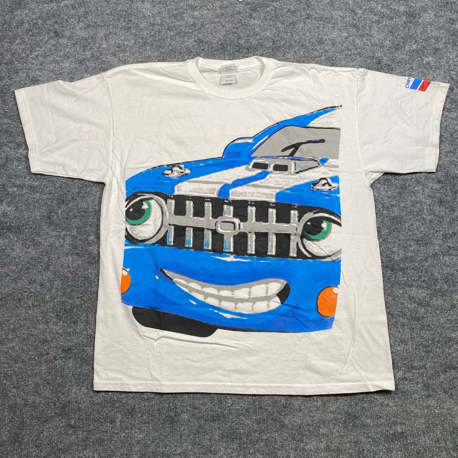 Mens Gildan The Chevron Cars Moe Muscle Graphic T-Shirt White XL Vintage Style gallery