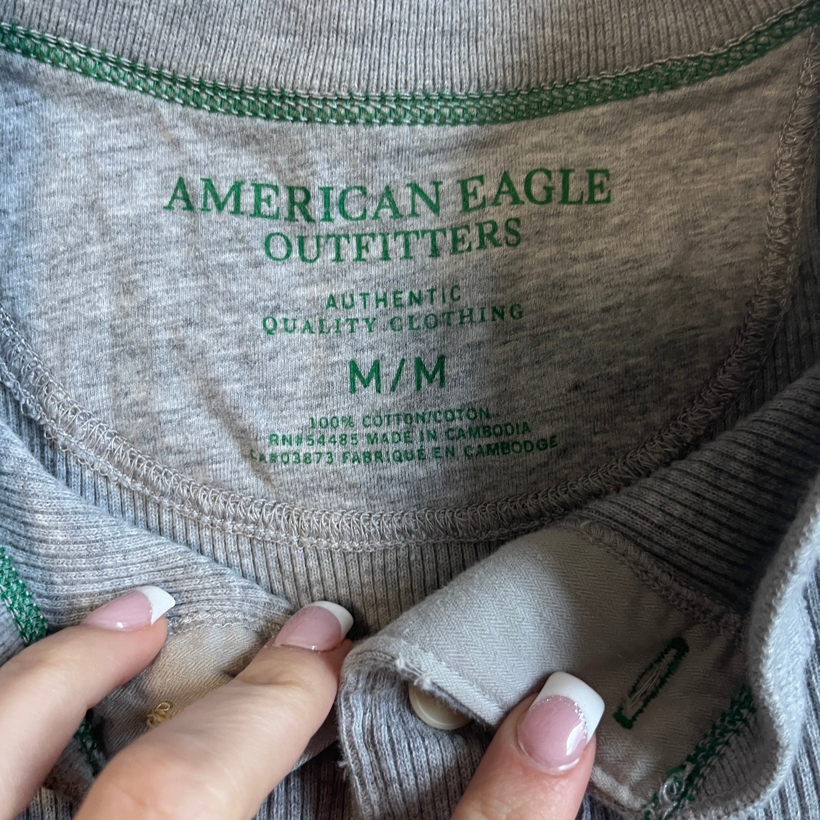 American Eagle Men's Gray Ribbed Long Sleeve Top Size Medium gallery