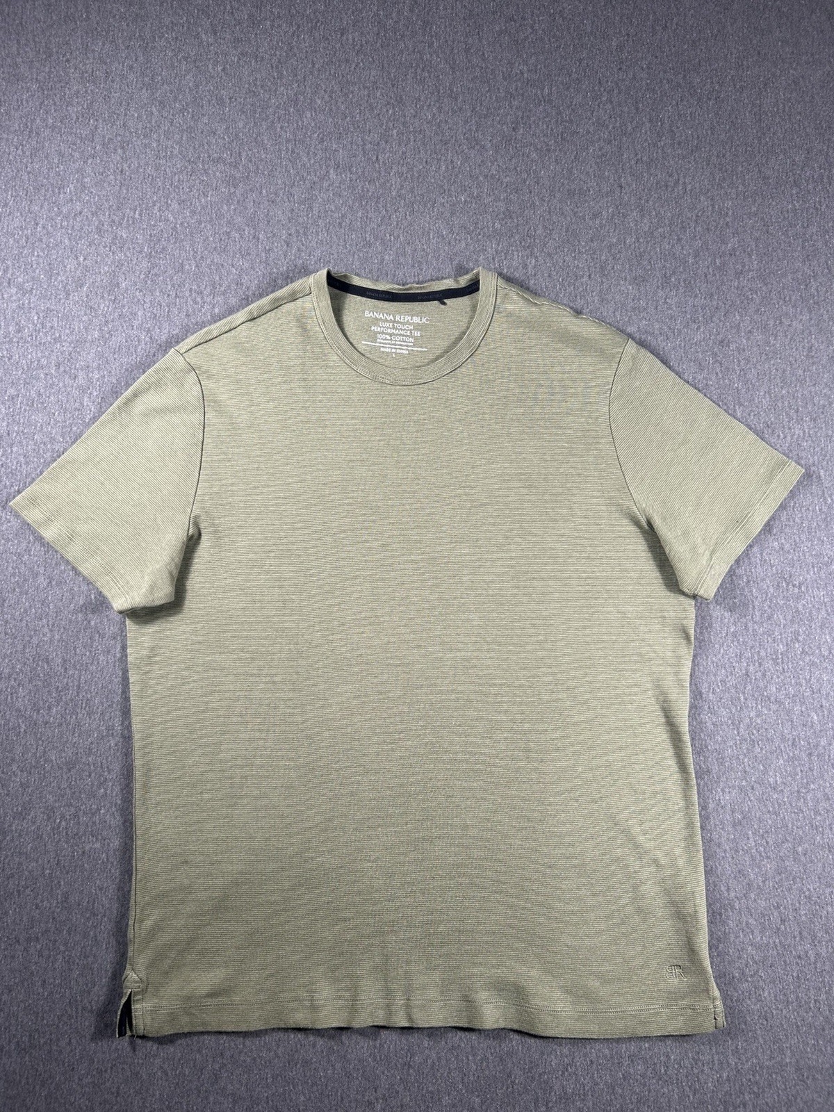 Banana Republic LuxeTouch Performance Tee inSage Green gallery