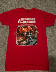 DUNGEONS & DRAGONS T-SHIRT SIZE SMALL BRAND NEW