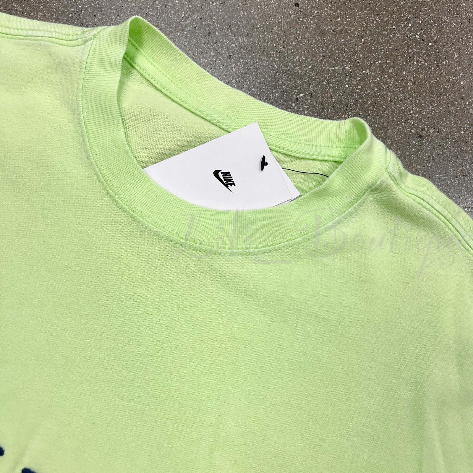 NWT Nike DZ3080-383 Men Sportswear Max90 LongSleeve Cotton Tee Shirt Lime Size L gallery