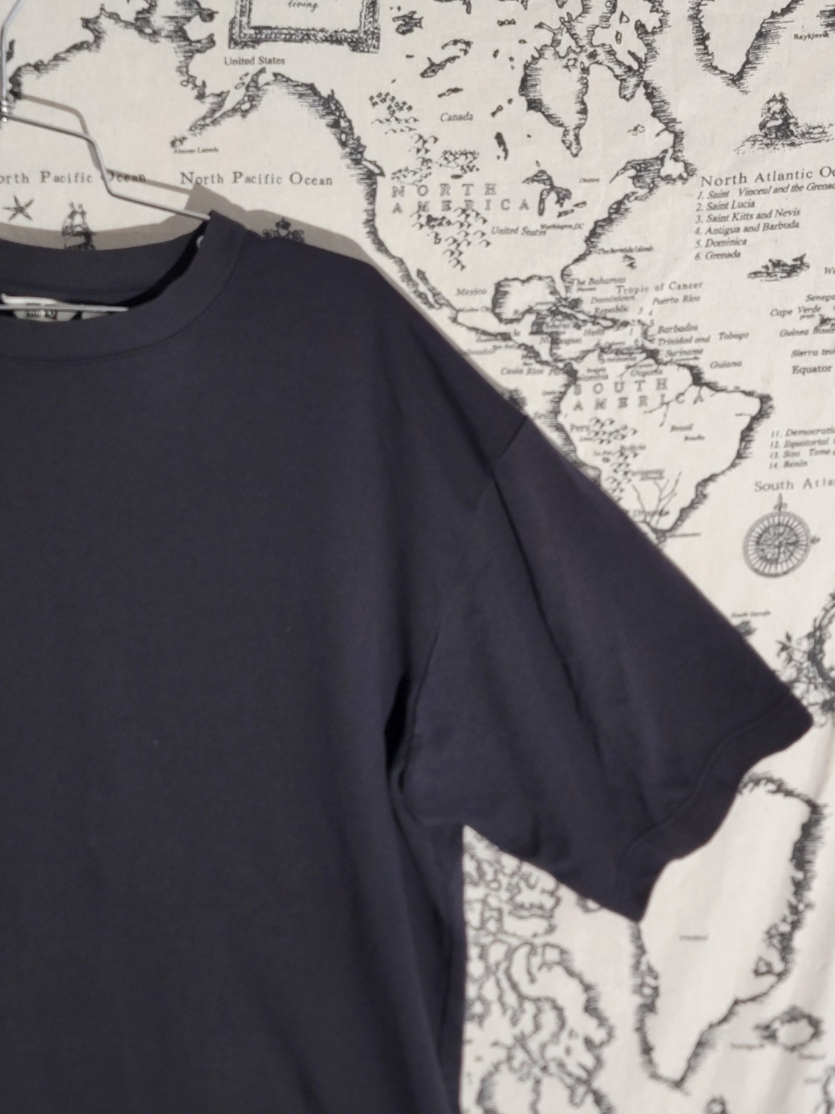 Uniqlo AIRism Men’s XL Black Crew Neck T-Shirt Cotton Blend Breathable Soft gallery