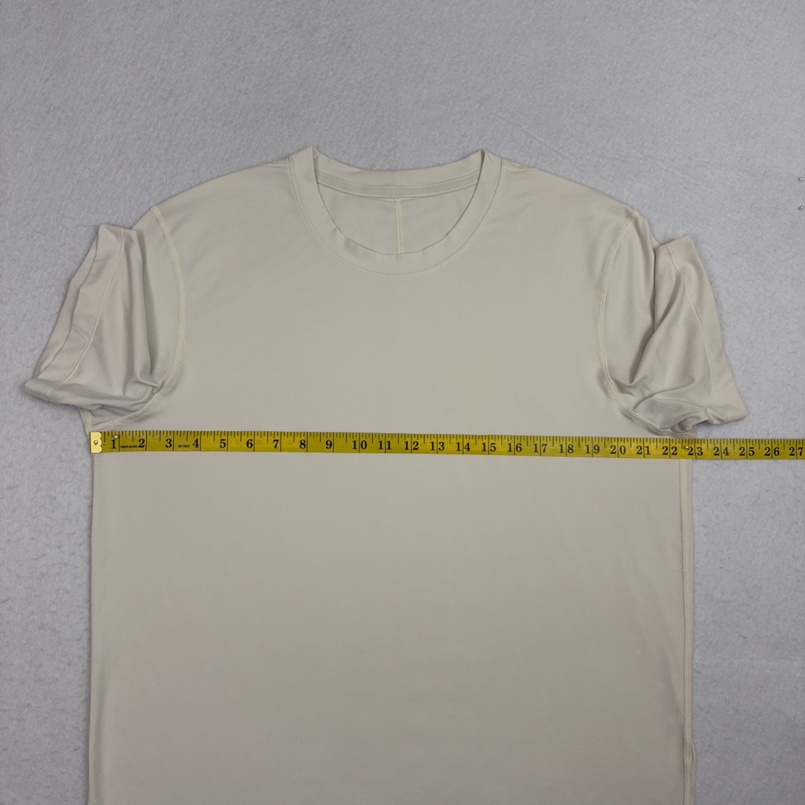 Lululemon Fundamental Tee Mens Large Bone Performance Gym Yoga Training Shirt gallery