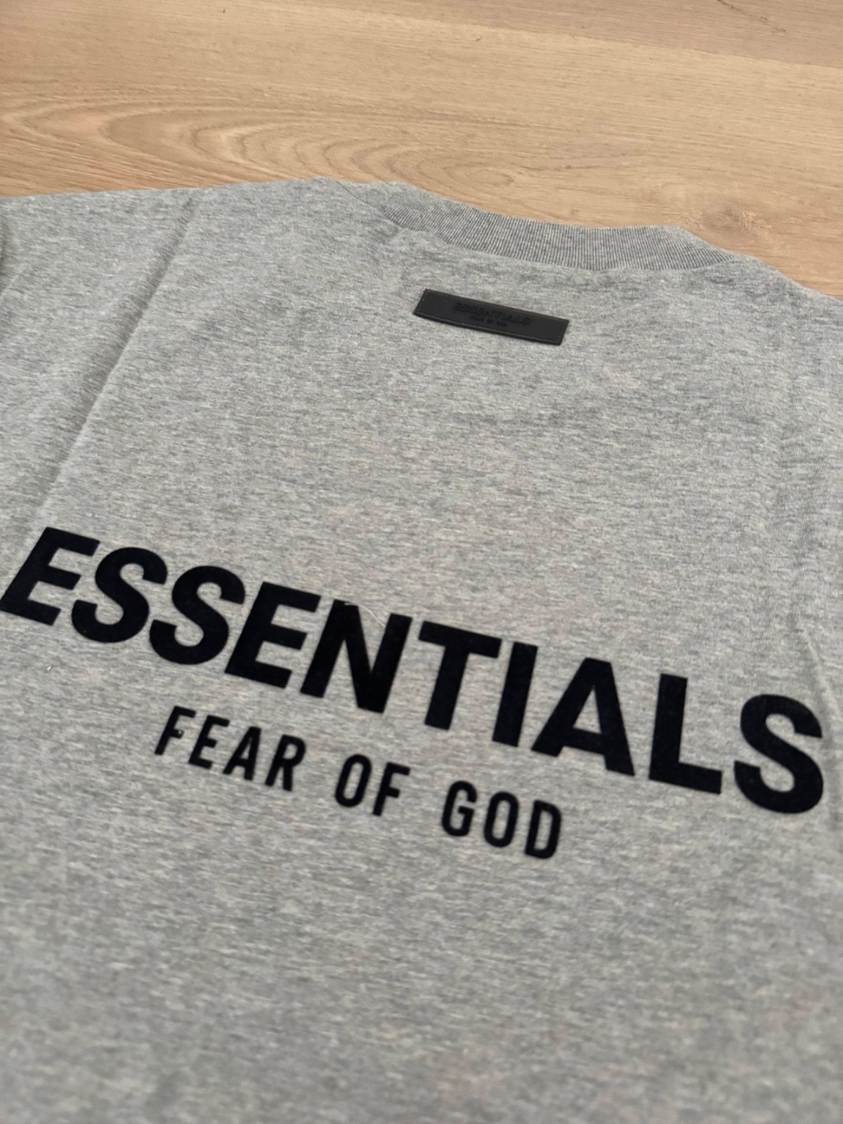 Essentials Fear of God S22 Shirts 3 Colors All Size gallery