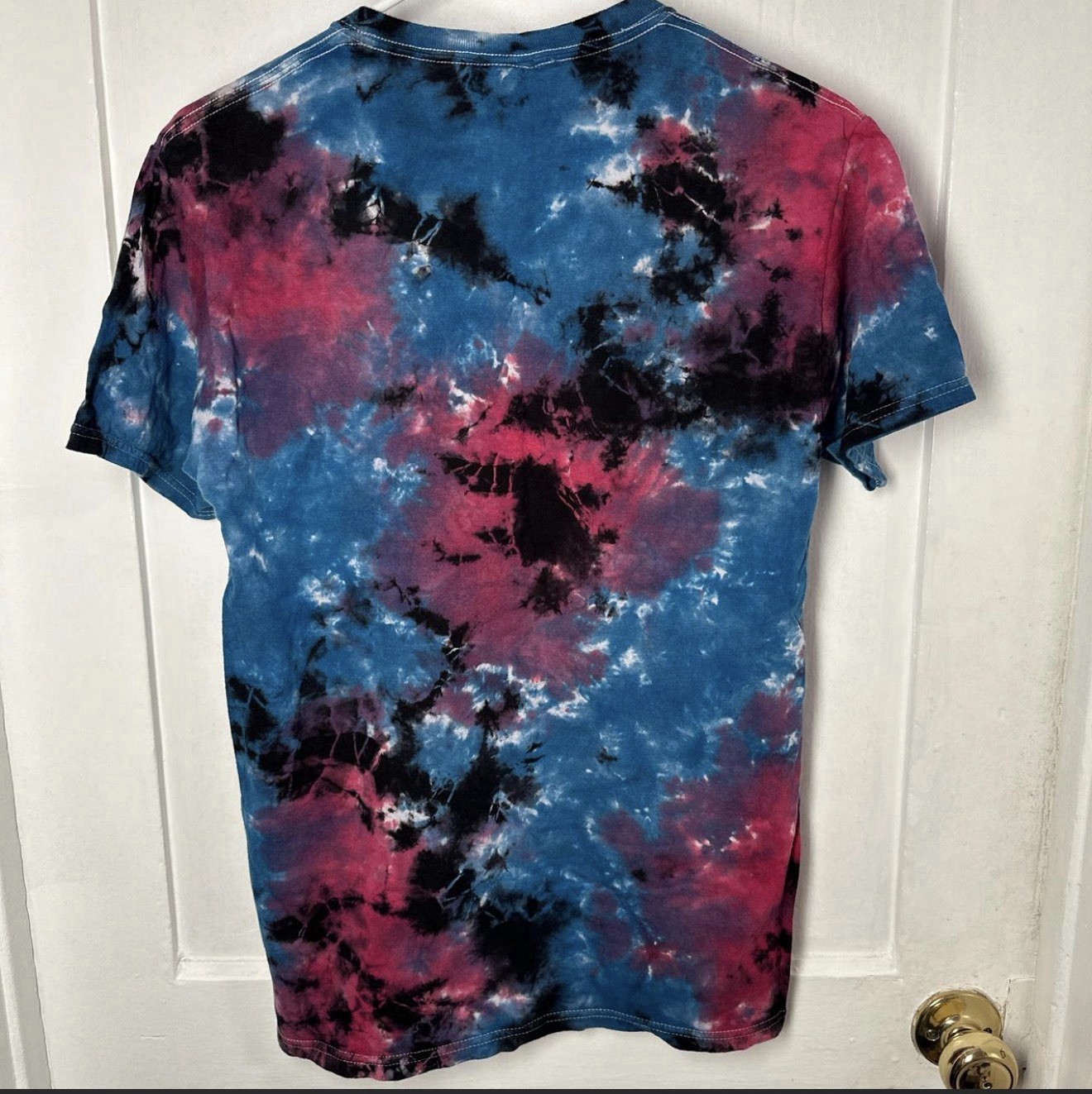 Civil Men’s S Blue/Pink/Black Tie-Dye Logo Graphic Crew Neck T-Shirt gallery