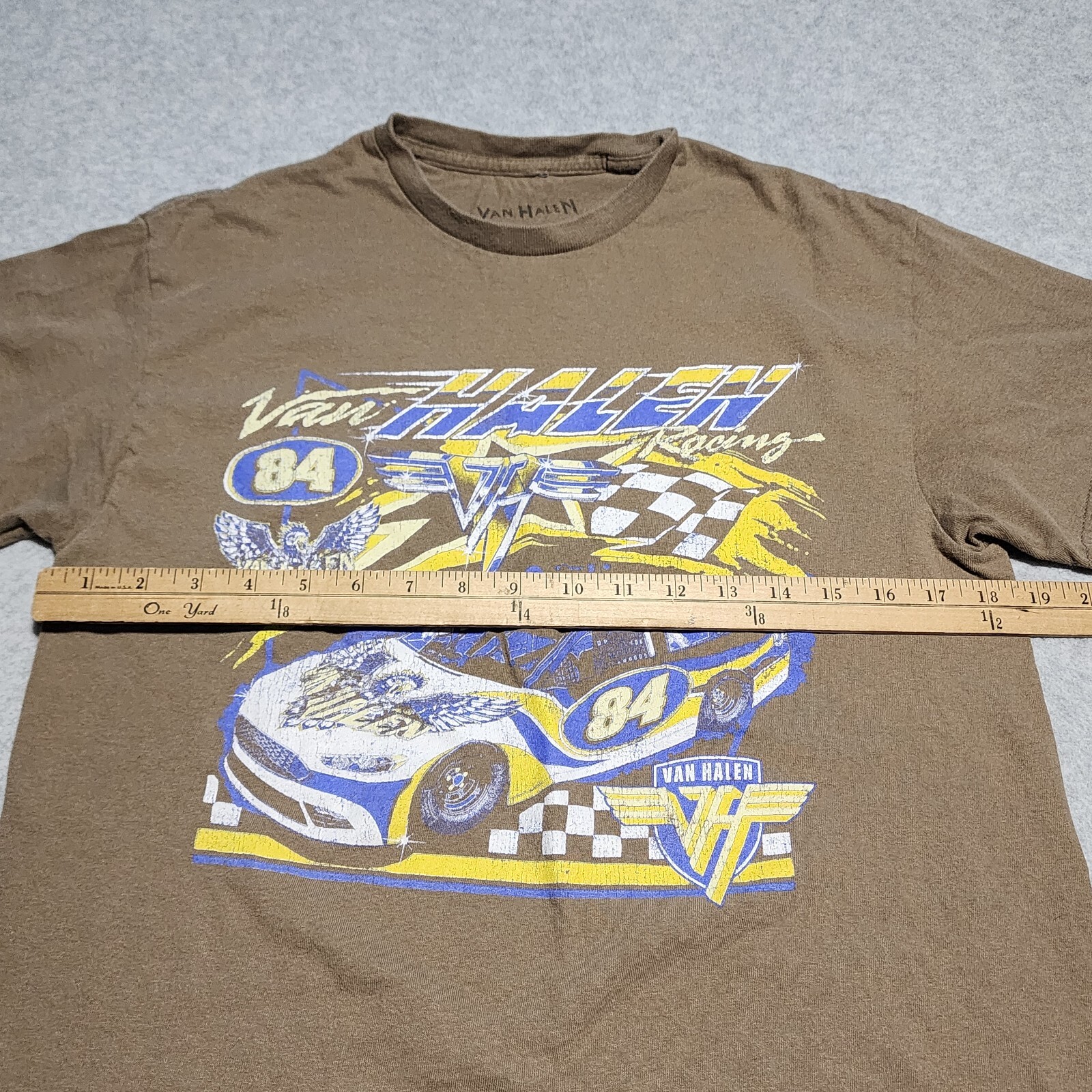 Van Halen Racing Brown Graphic T Shirt Mens Size Medium Nascar Rock 80s gallery