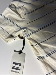 ✅NWT Billabong Men’s Ivory/Navy Stripes T-Shirt Sz Large Short Sleeve Tee