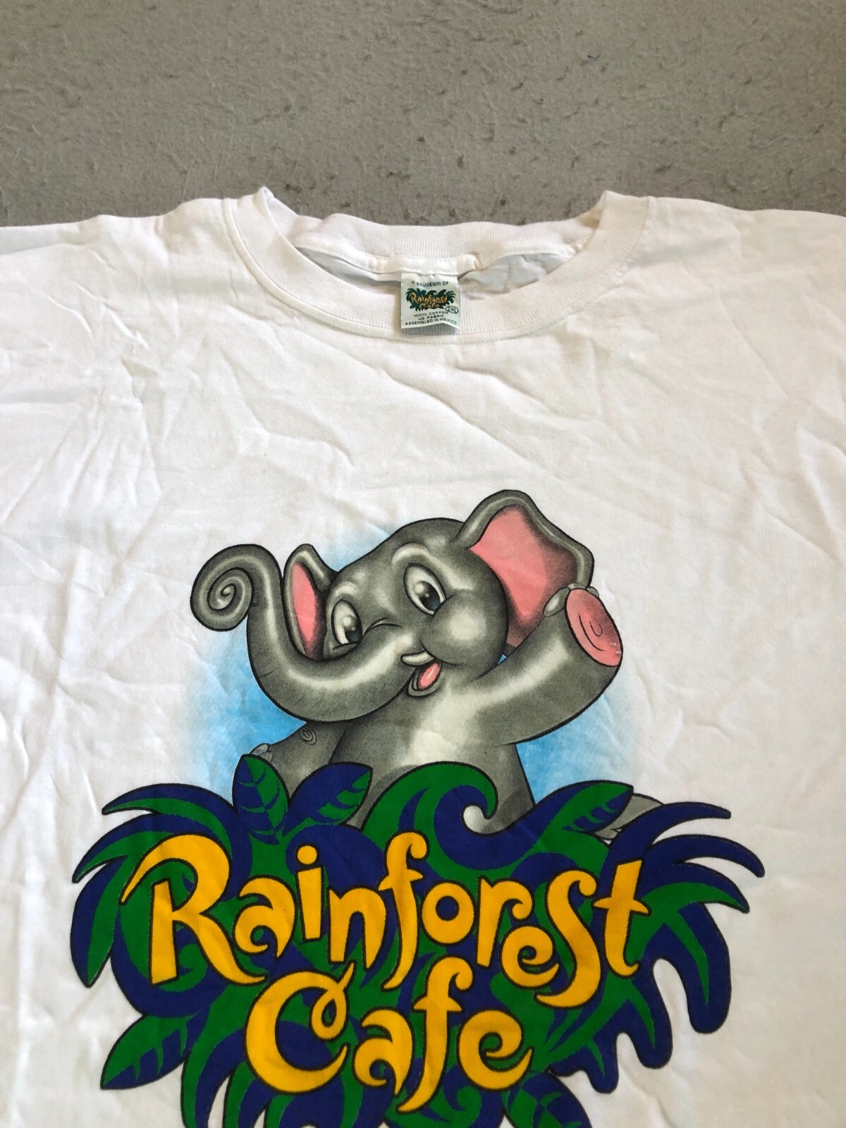 Rainforest Cafe Shirt Men's 2XL Orlando Elephant White Cotton Tourist Tee gallery