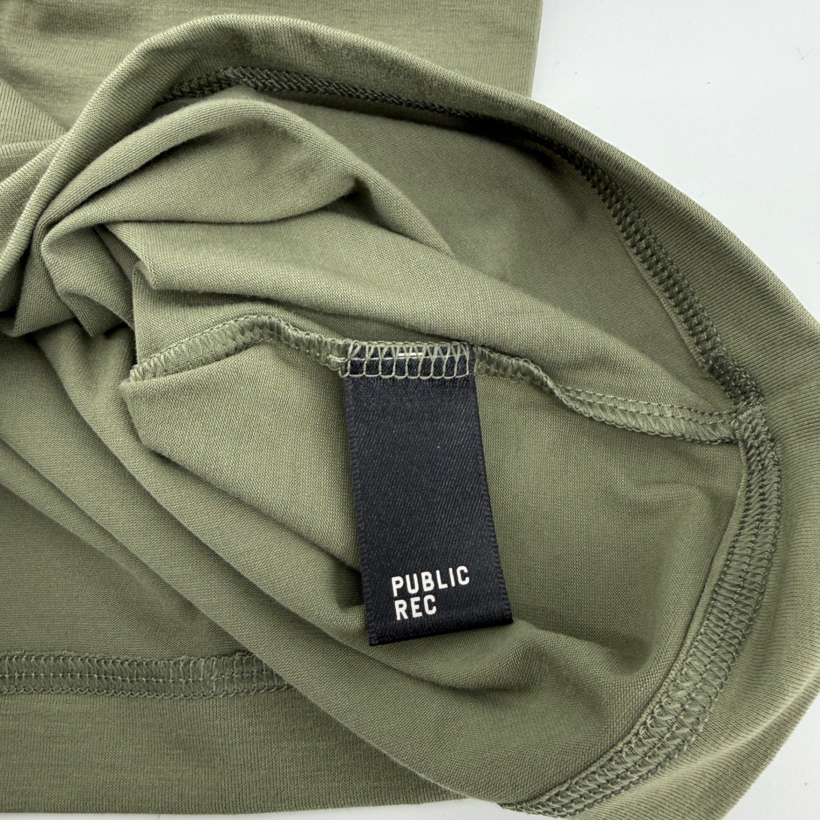Public Rec Adapt Tee Mens M Olive Green Solid Polyester Lyocell Stretch Shirt gallery