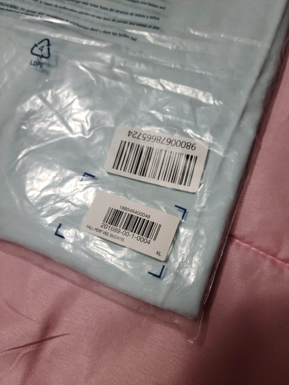 Gap Sky Blue V Neck T-shirt XL gallery