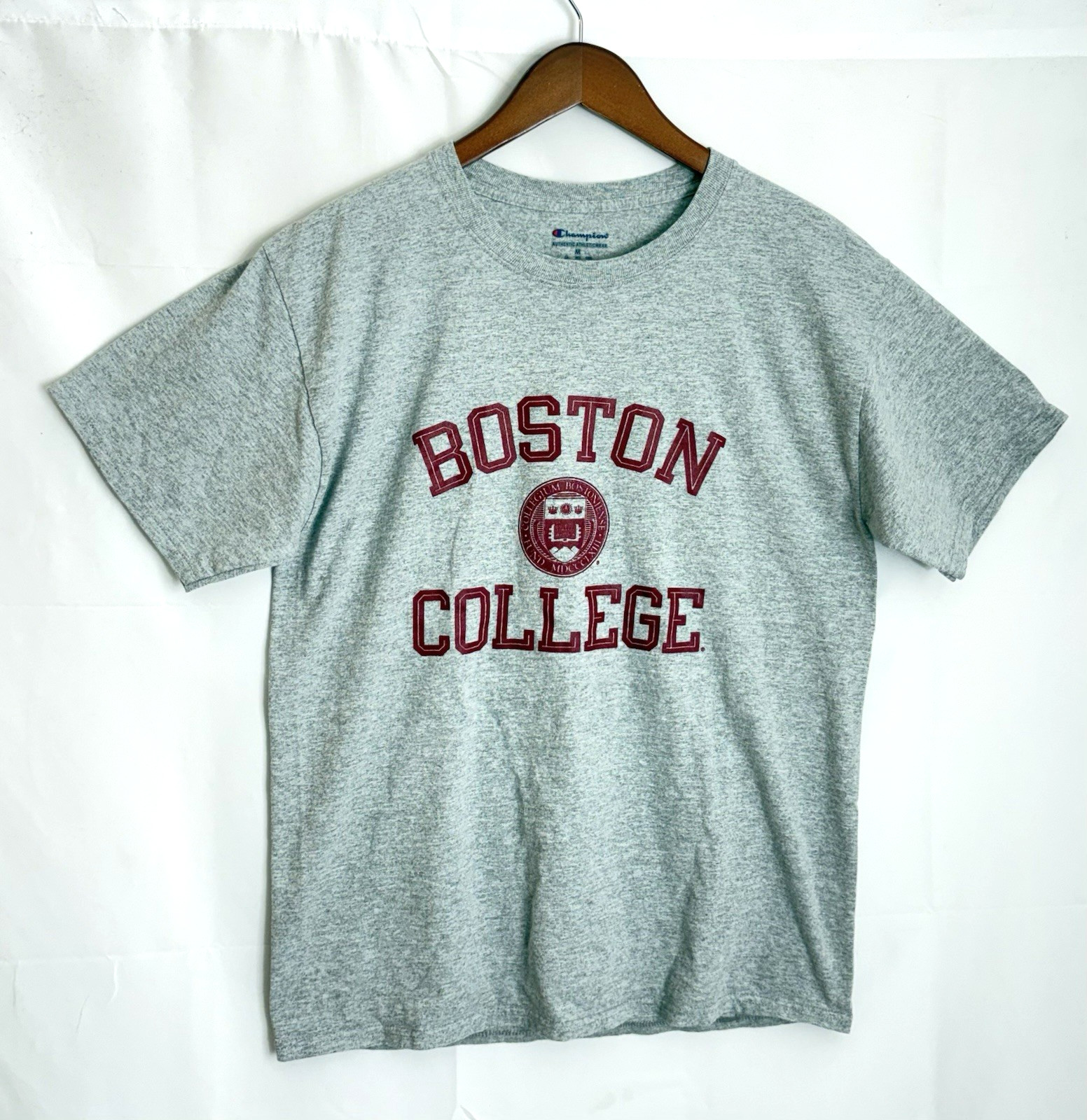 Boston College Eagles Men’s Medium Champion Gray Short Sleeve Graphic T-Shirt