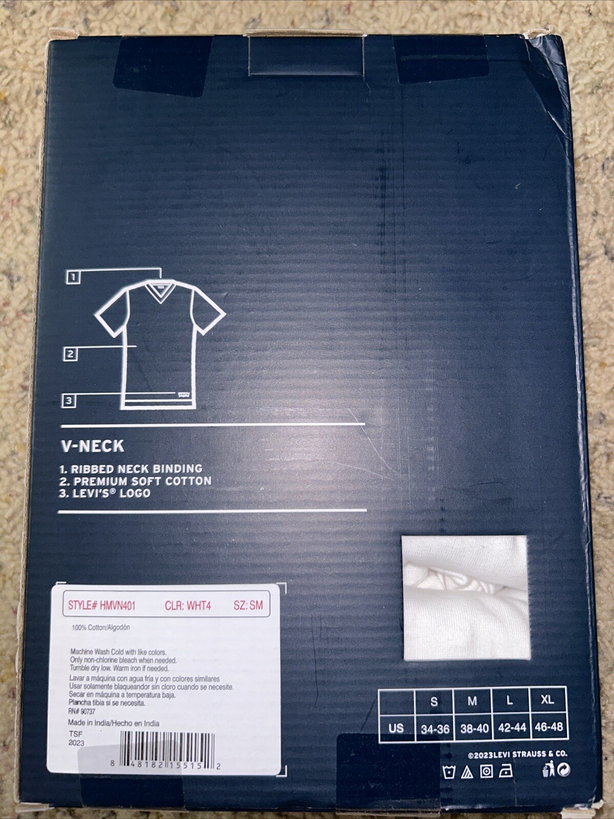 Levi's Mens New 4 Pack V-Neck Premium Cotton T Shirts Size S 34-36 New In Box gallery