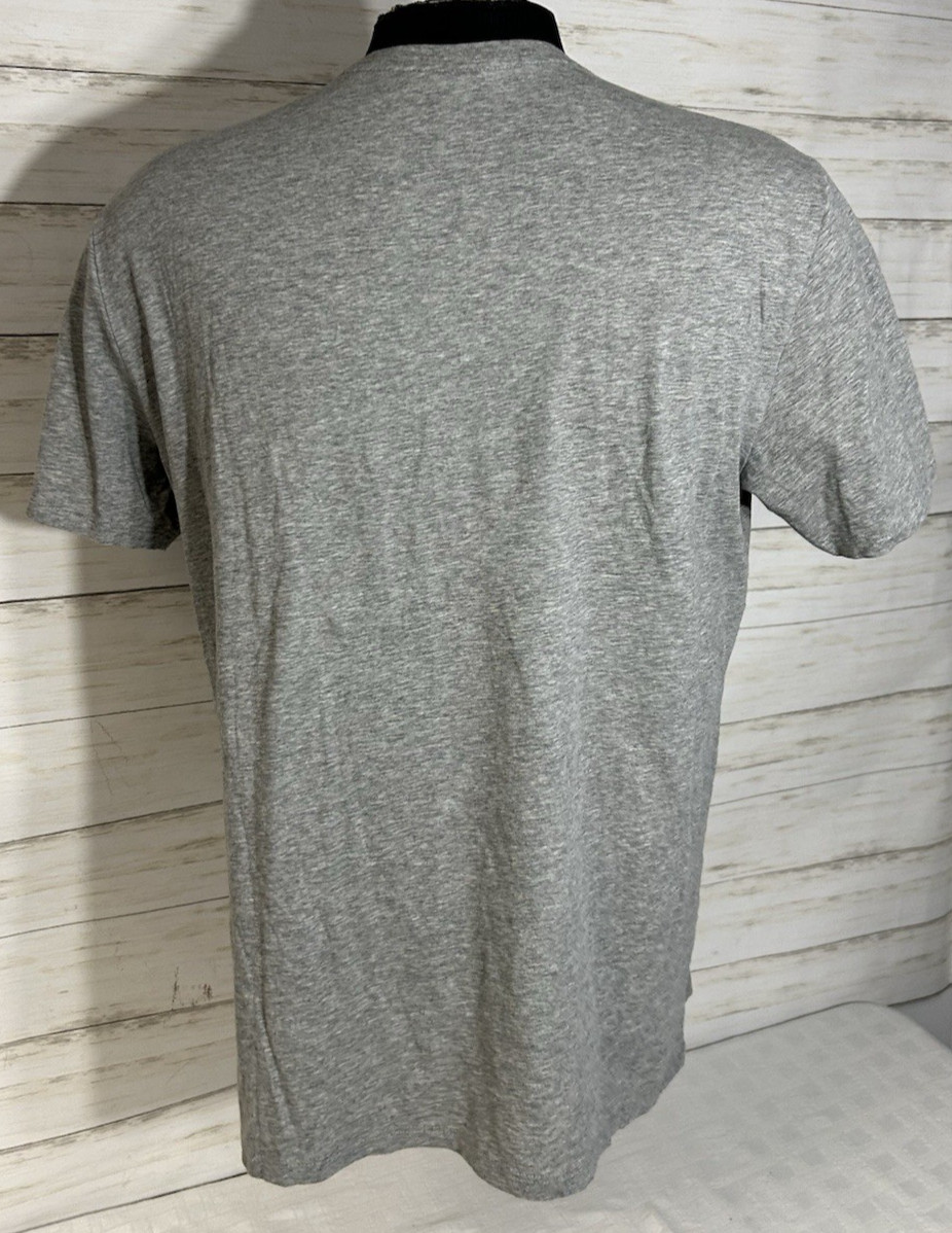 Vince V-Neck T-Shirt Gray Peruvian 100% Cotton Men’s Size LARGE gallery