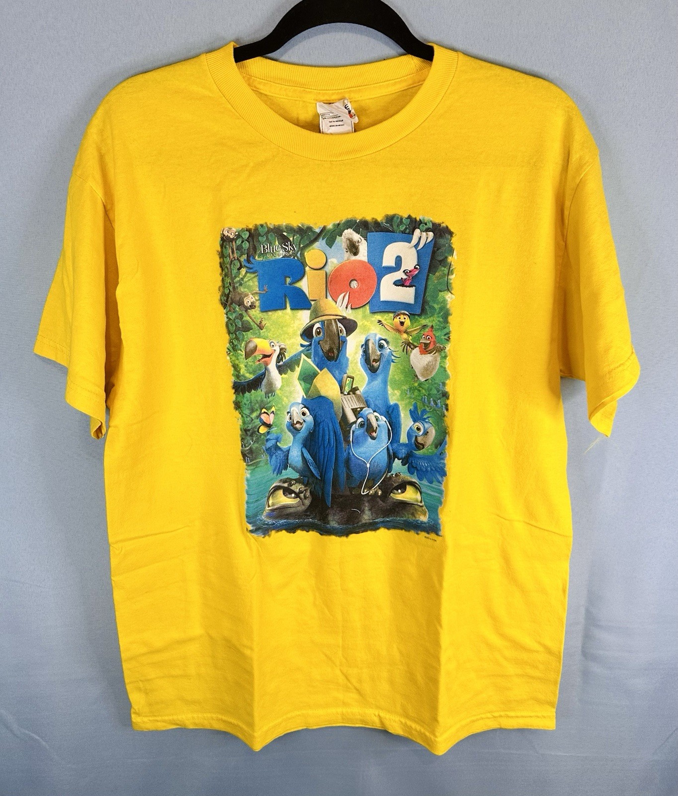 Rio 2 Movie Promo T Shirt L Yellow 2014 3D Animated Film Tee Cartoon Parrot AAA gallery