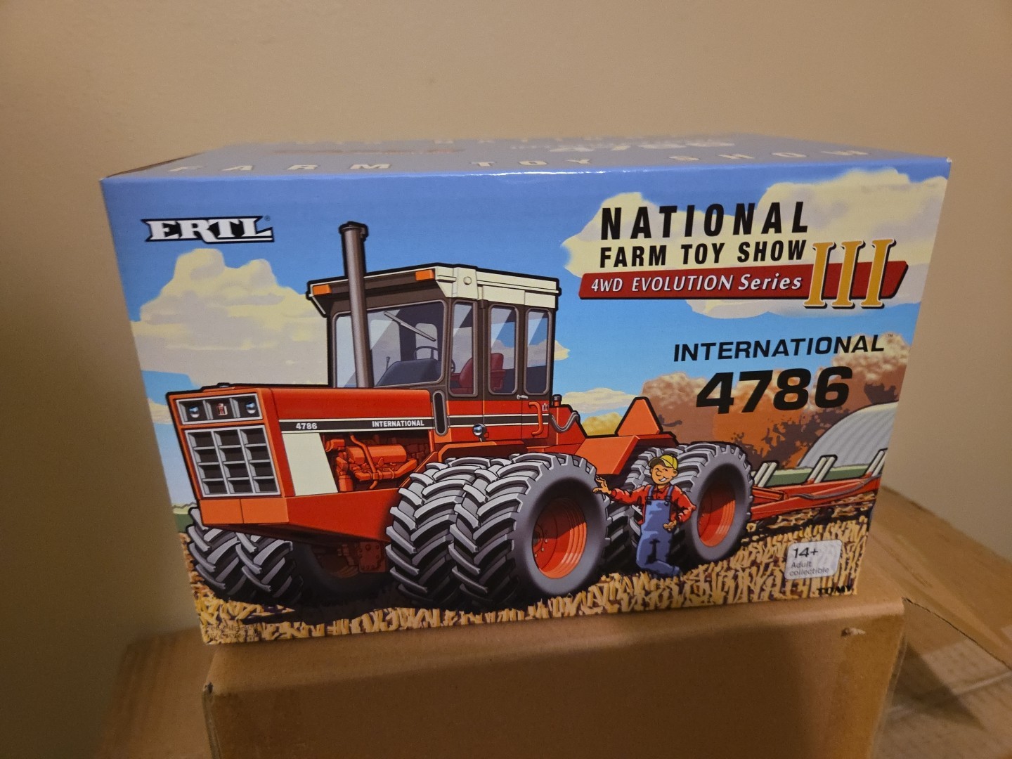 1/32 International 4786 2015 National Show
