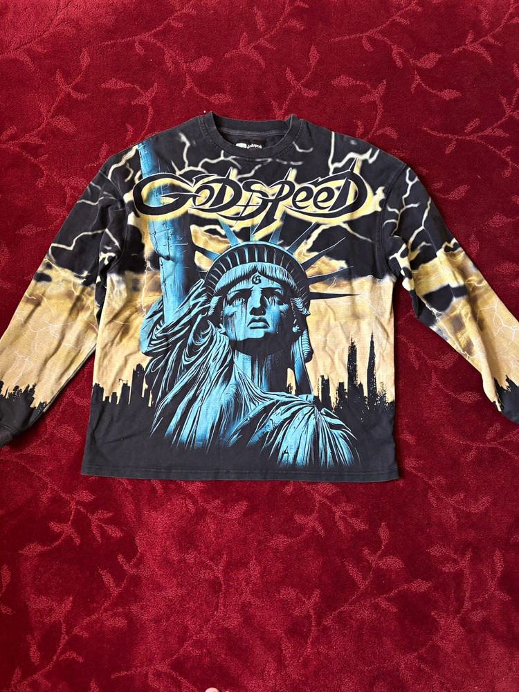 Men’s M Godspeed Voltage Yellow Statue of Liberty Graphic Crewneck LS Shirt