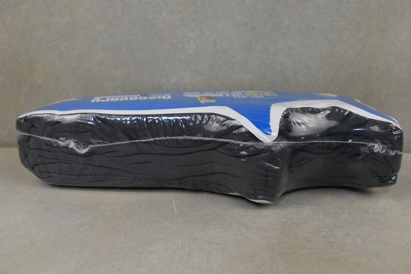 Discovery Channel Shark Week T-Shirt XL 2006 New/Sealed in Shark Shaped Plastic gallery