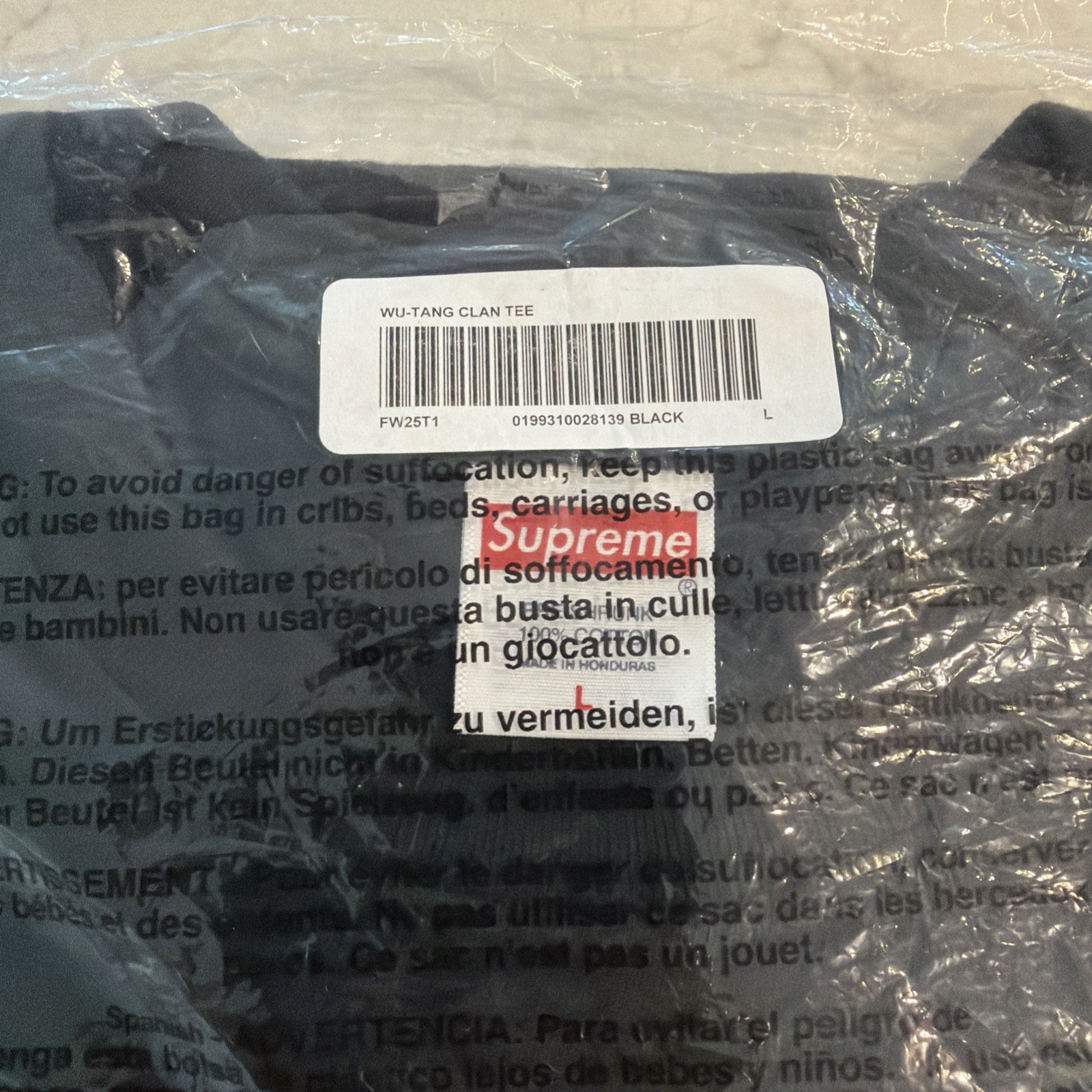 Supreme/Wu-Tang Clan RZA Tee Black Size Large In Hand L gallery