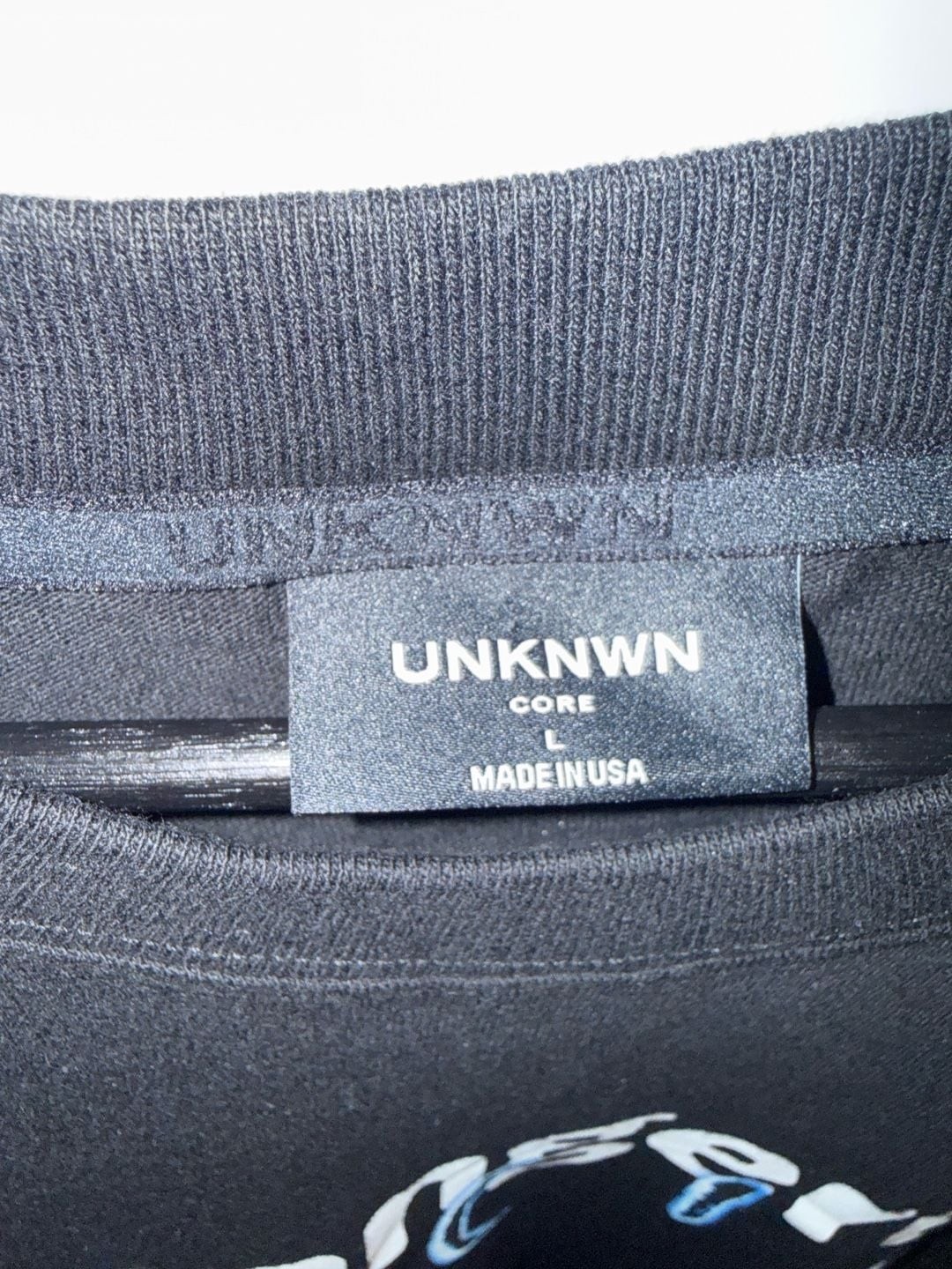UNKNWN Core Endangered Species Graphic T-Shirt Size L gallery