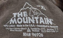 The Mountain Elephant Face Brown Tie Dye Tee Shirt Graphic Print Men’s X Large