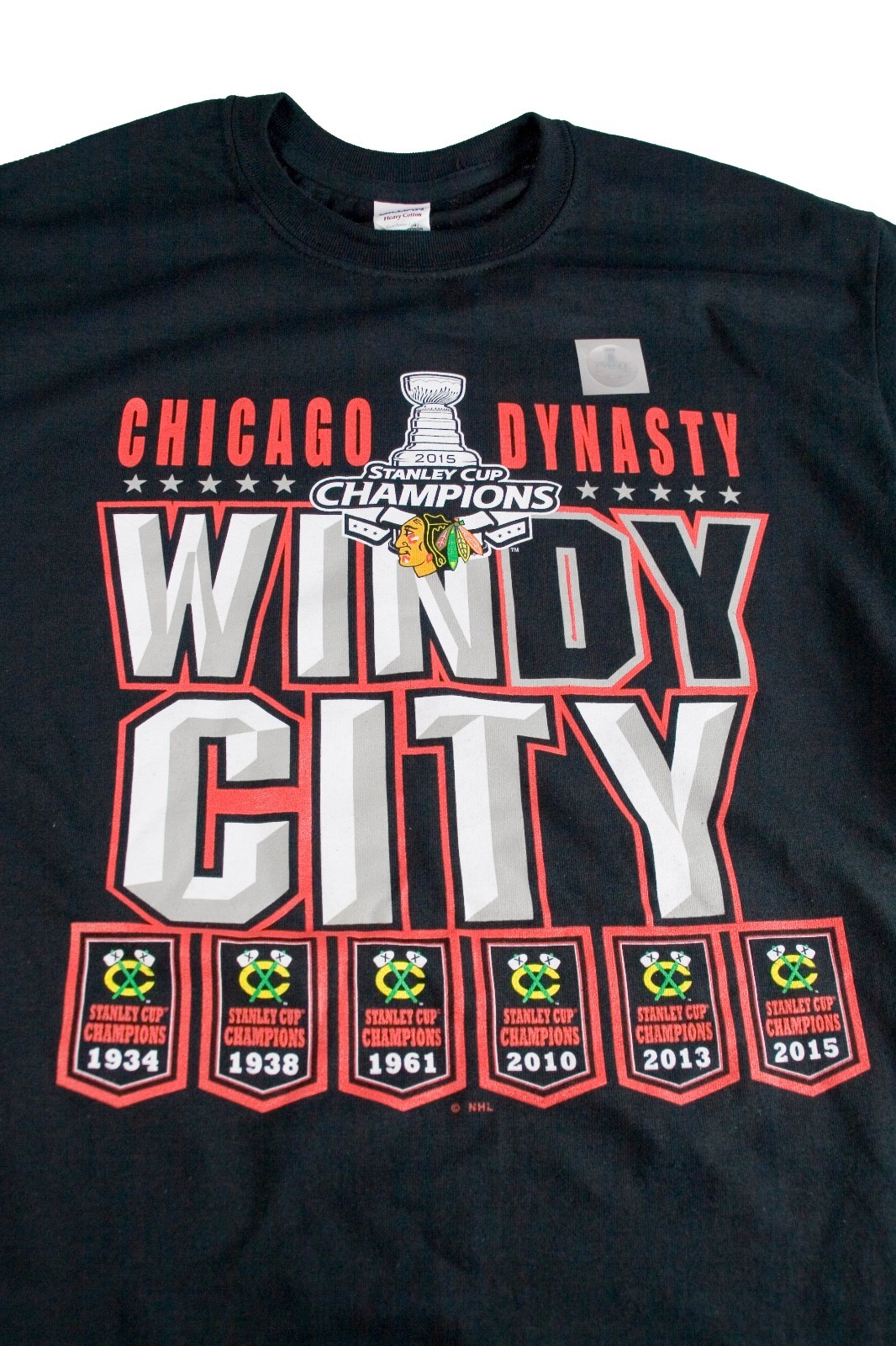 Chicago Blackhawks Windy City Dynasty NHL Stanley Cup Banners T-Shirt Cotton gallery