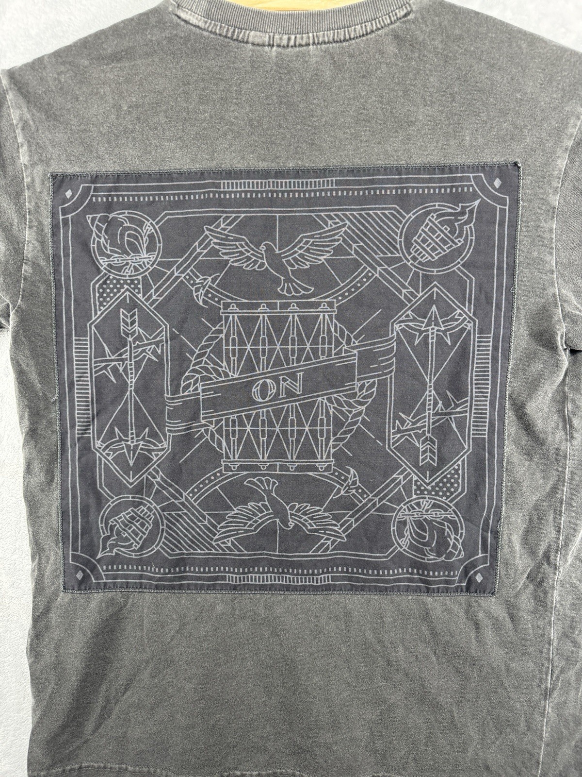 BTS Bring the Pain ON Pop-Up K-Pop Gray T-Shirt Men’s Size L Made in Korea RARE gallery