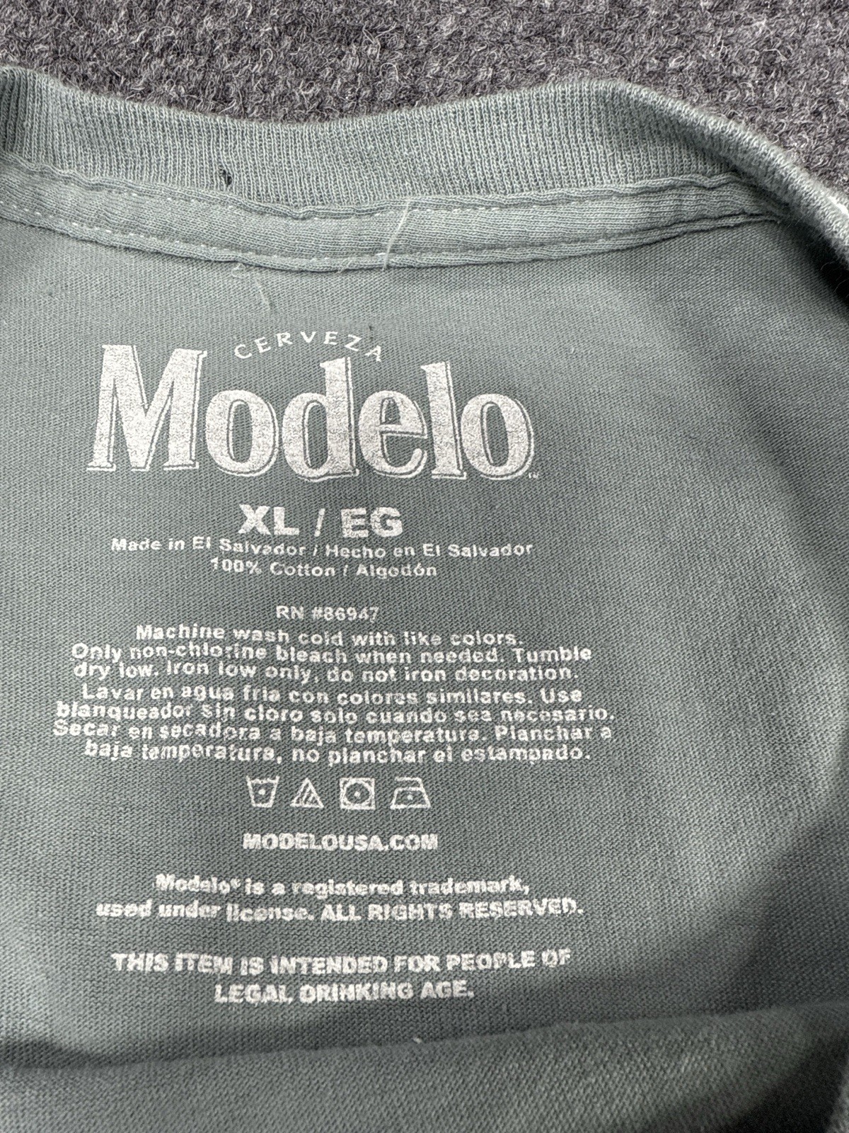 Modelo Especial Beer T-Shirt Men’s XL Green Back Logo 100% Cotton Cerveza Promo gallery