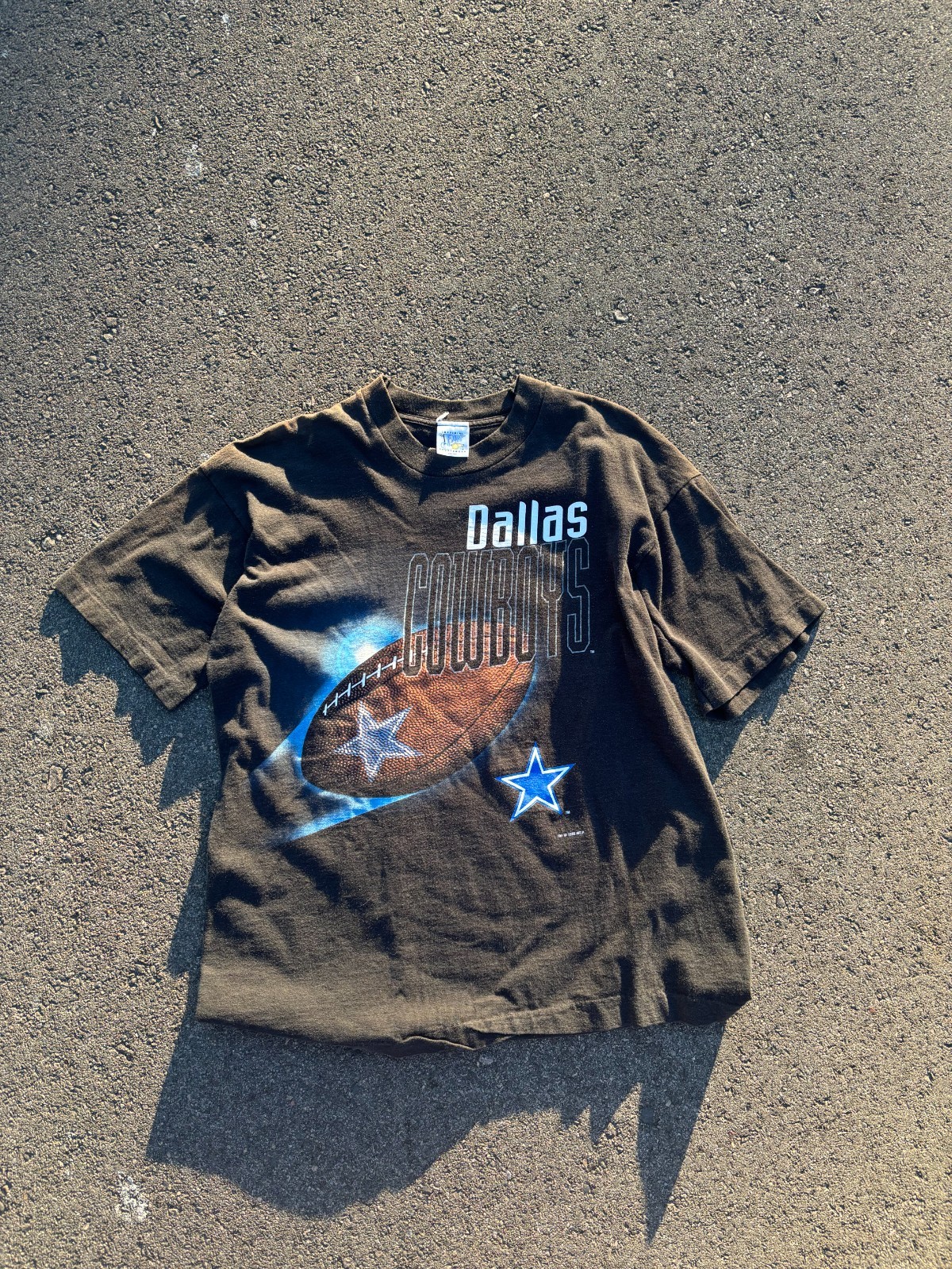 1996 Black Blue Dallas Cowboys NFL Team Tshirt Size L gallery