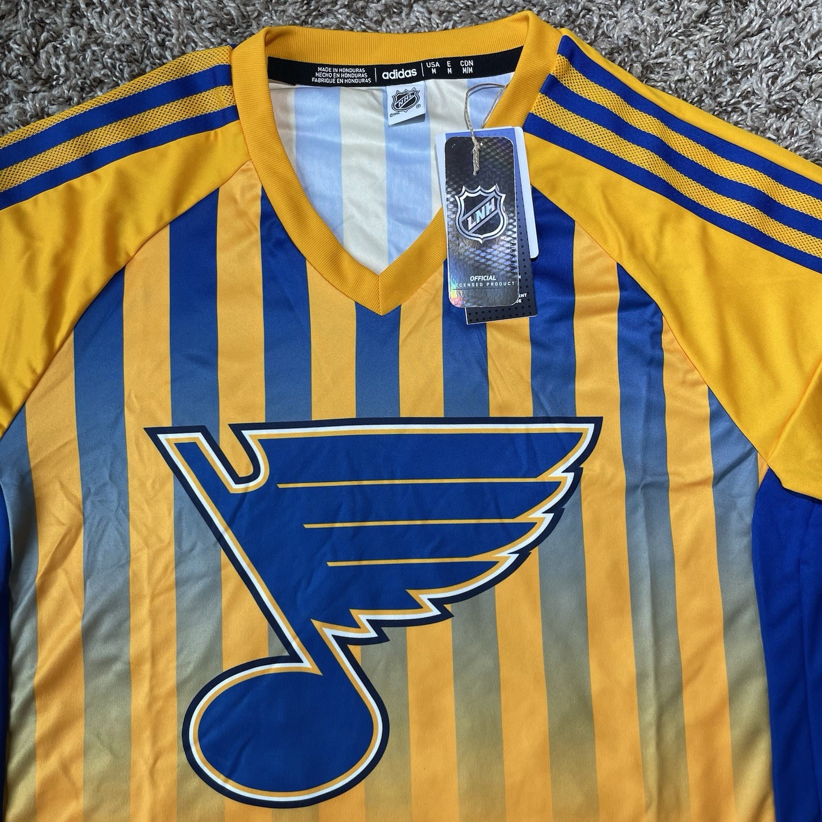Adidas St Louis Blues Soccer Themed Shirt NHL Mens Medium Yellow Blue IP8095 NEW gallery
